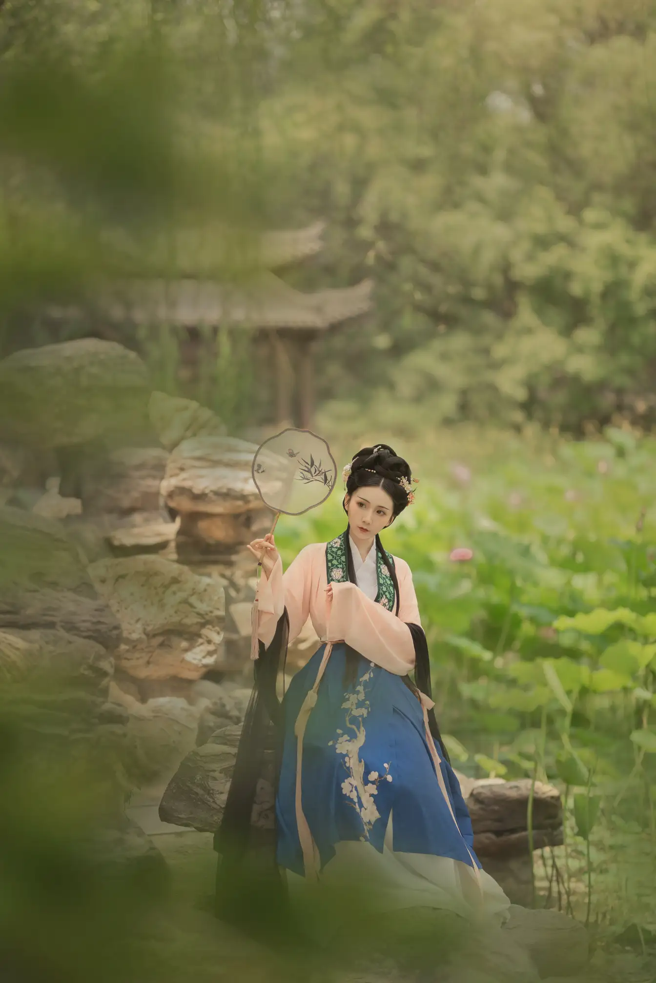 [艺图语] 2021.12.23 Vol.522 – 荷叶罗裙 绿绿子#[21P]-10