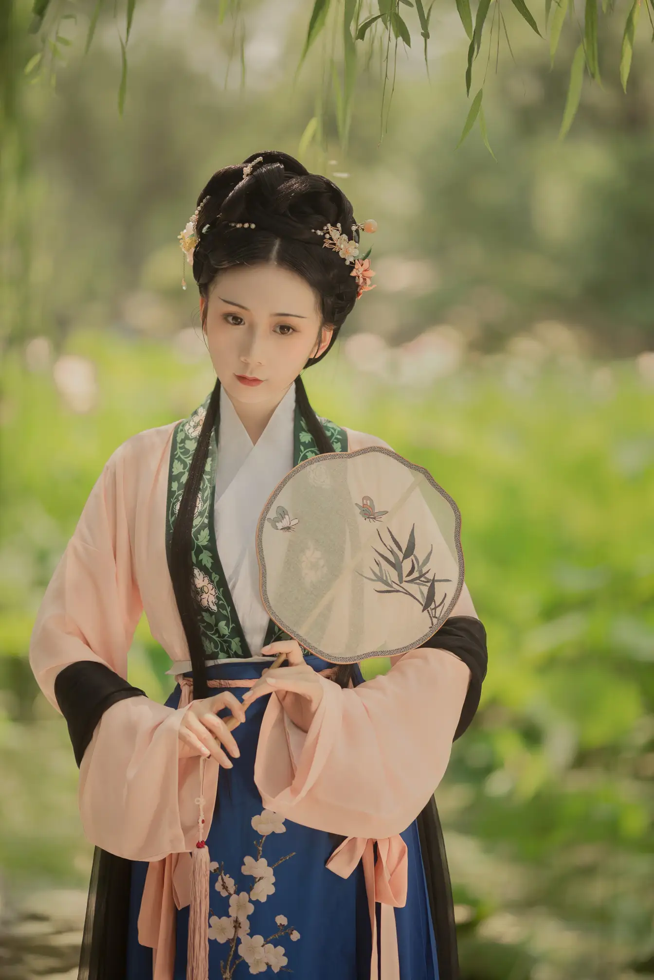 [艺图语] 2021.12.23 Vol.522 – 荷叶罗裙 绿绿子#[21P]-8