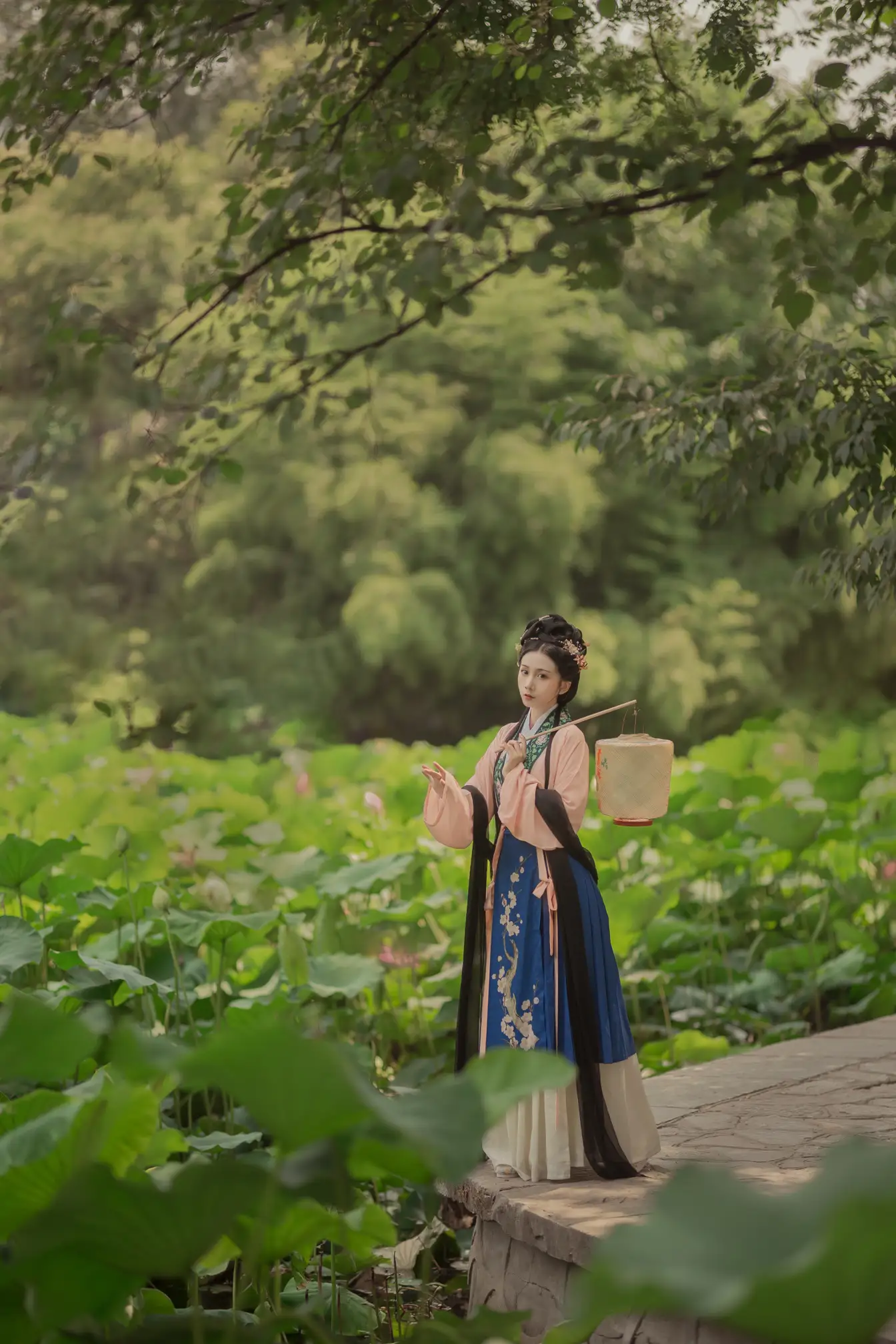 [艺图语] 2021.12.23 Vol.522 – 荷叶罗裙 绿绿子#[21P]-4