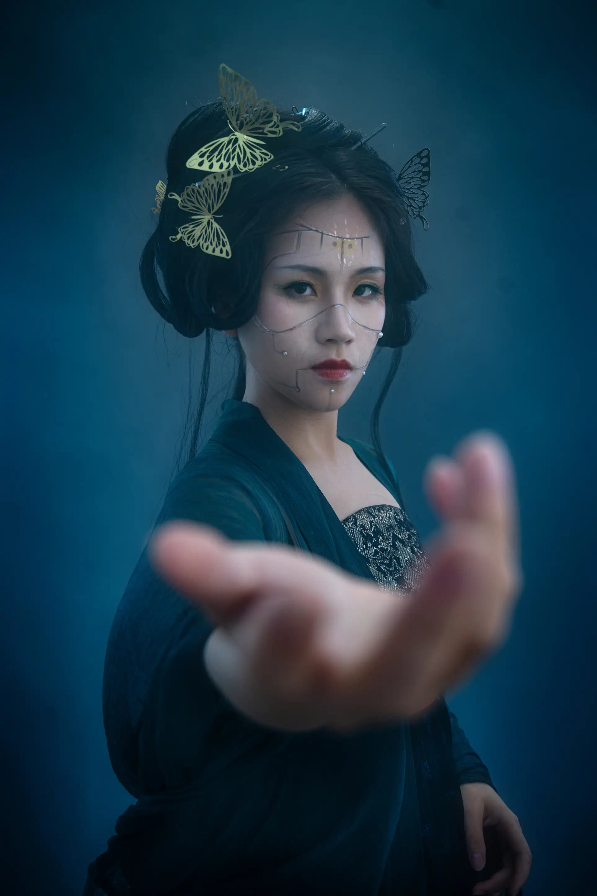 [艺图语] 2022.07.04 Vol.1375 – 梦魇 三月婉婷#[22P]-1