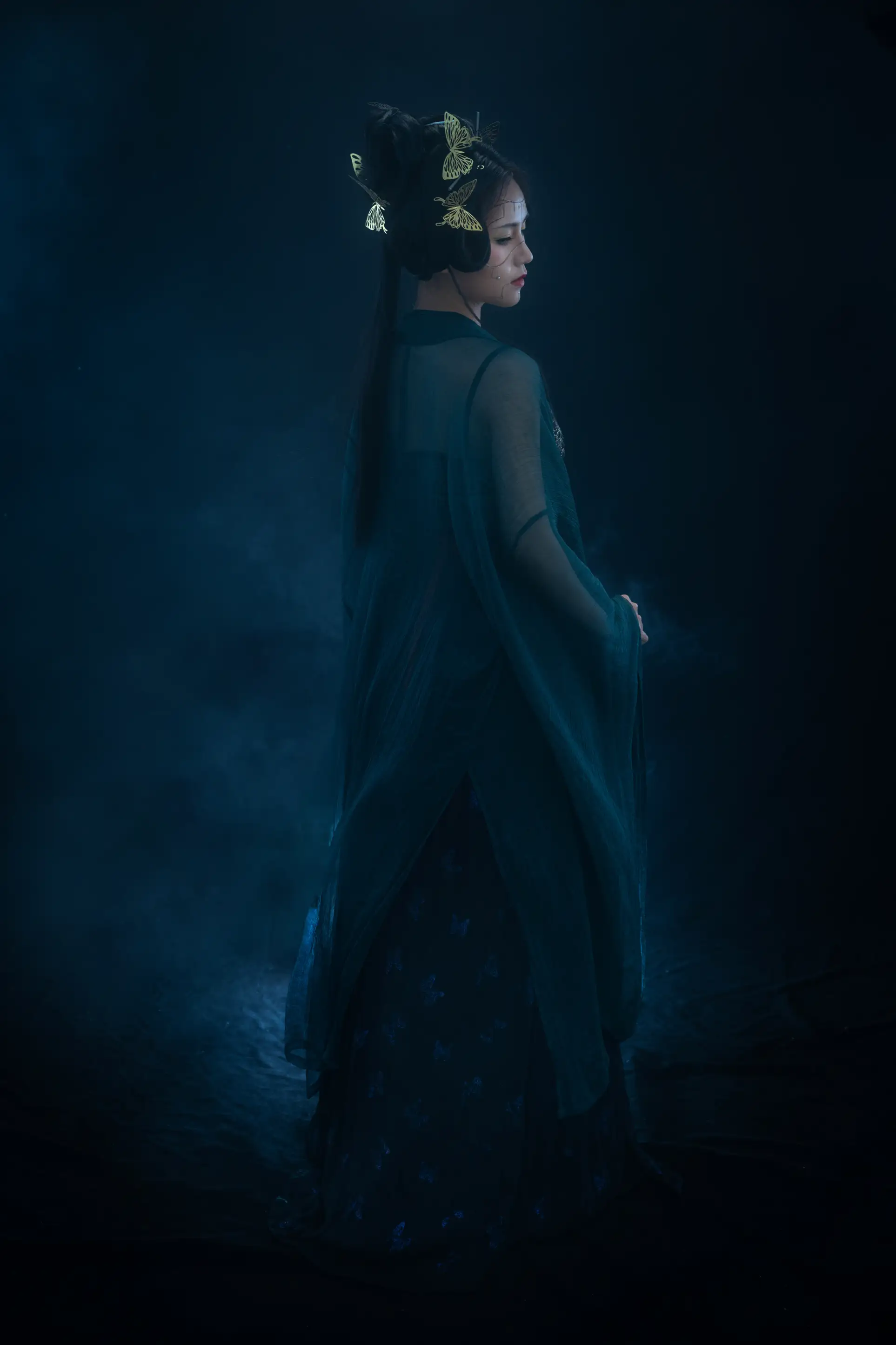 [艺图语] 2022.07.04 Vol.1375 – 梦魇 三月婉婷#[22P]-2