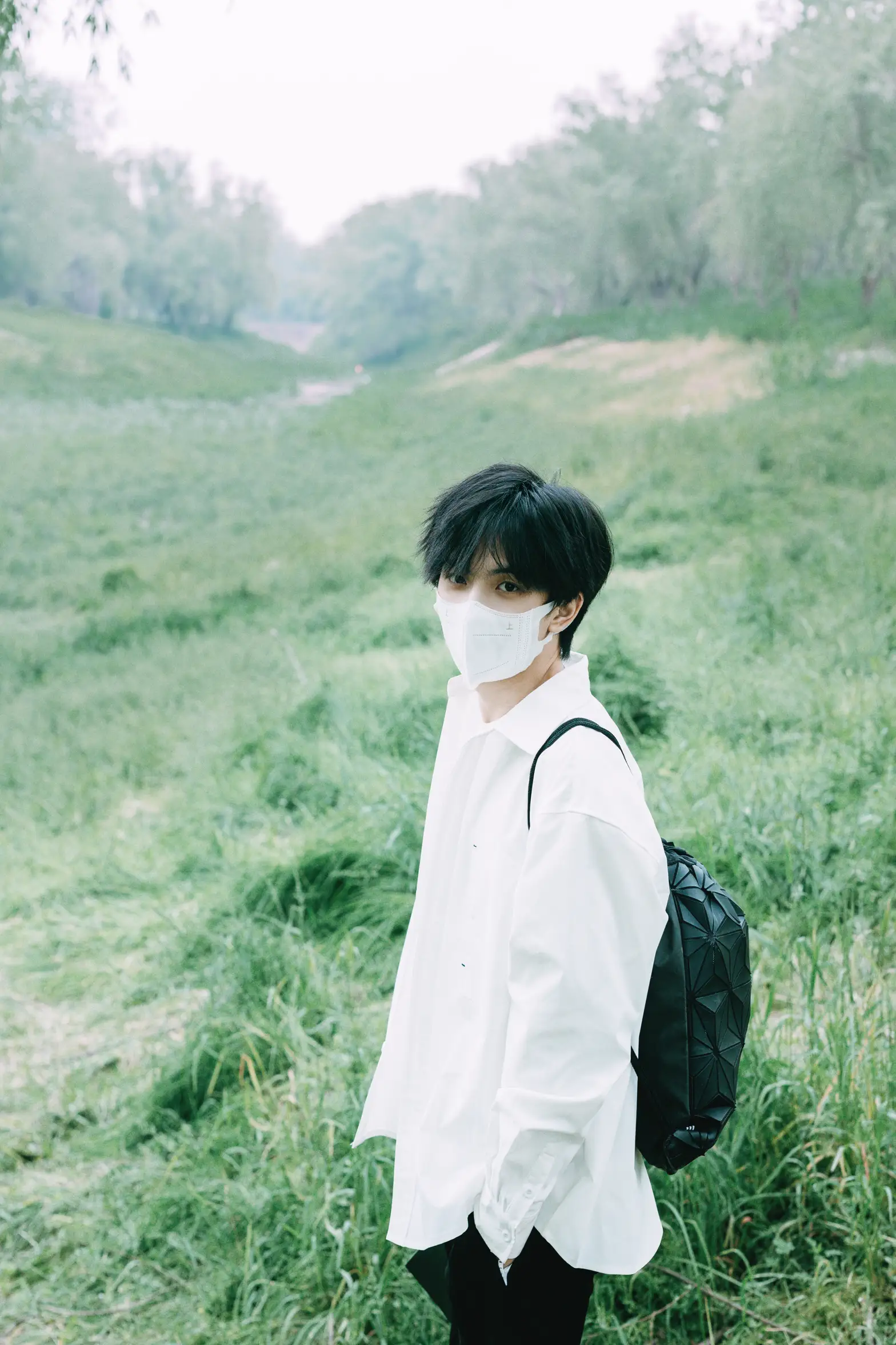 [艺图语] 2022.06.18 Vol.1212 – 白衣少年 hoooka#[22P]-2