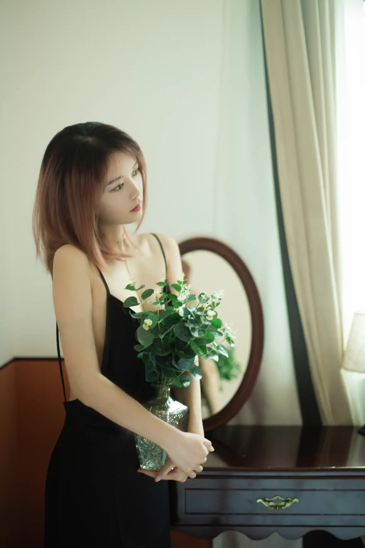 [艺图语] 2022.07.04 Vol.1373 – 空房间 航子就是航子呀#[22P]-8