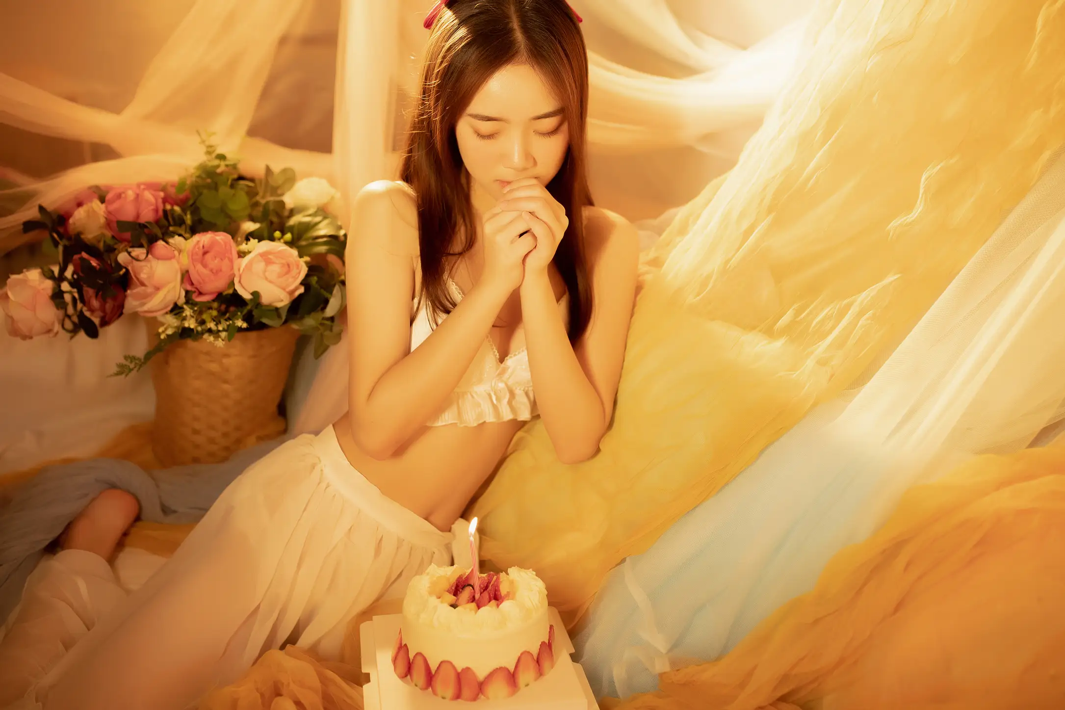 [艺图语] 2022.08.26 Vol.1792 – 草莓味蛋糕 我不刷鸟#[23P]-4