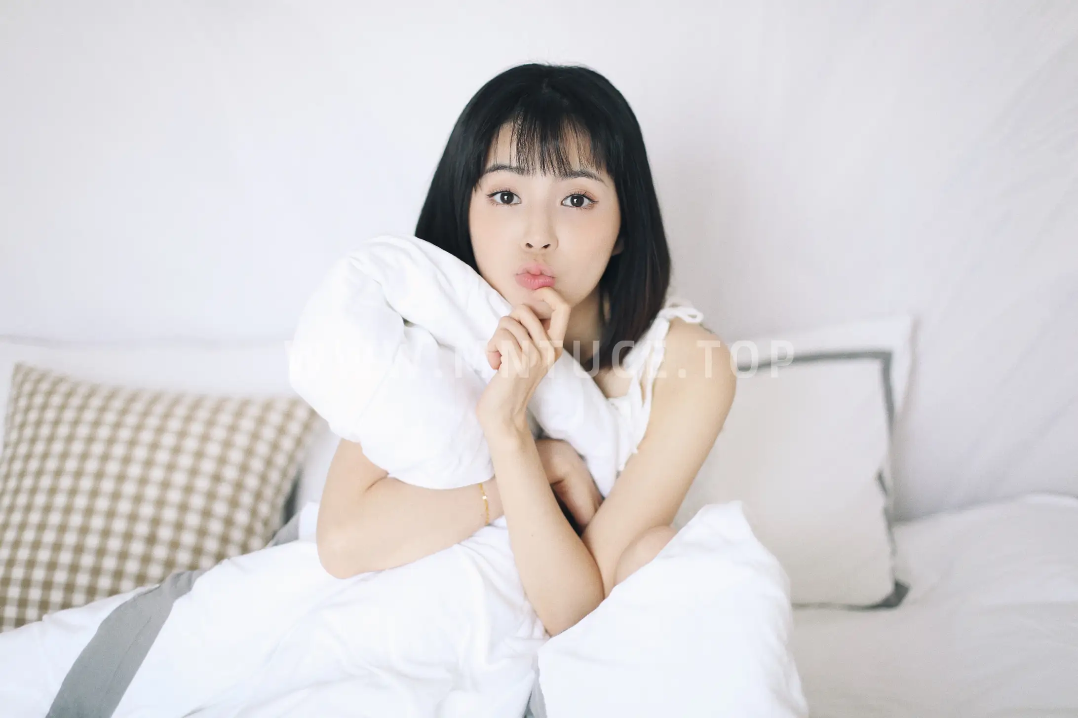 [艺图语] 2021.04.26 Vol.045 – 清风白信 裸心心#[36P]-6