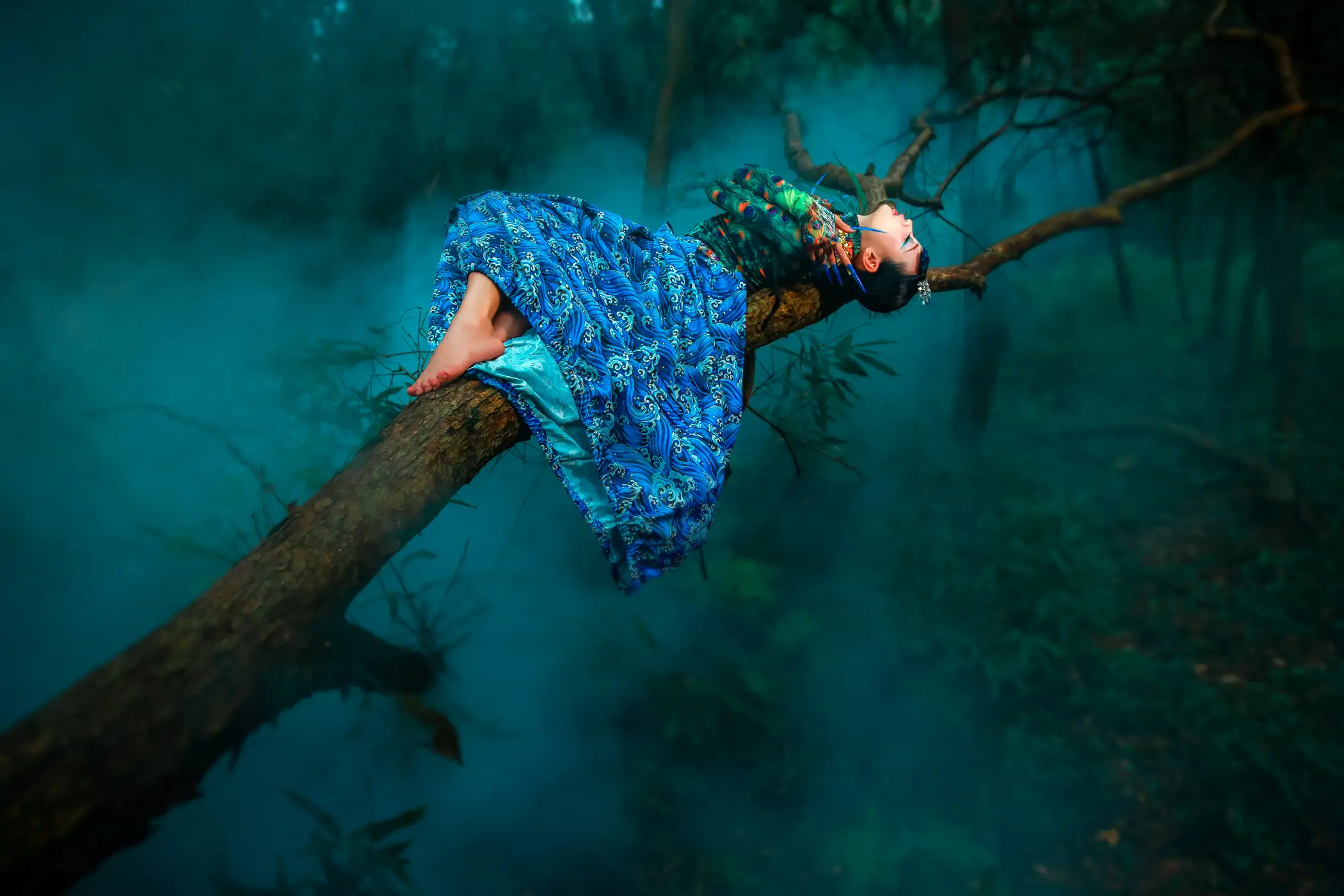 [艺图语] 2021.08.18 Vol.144 – 孔雀林 青萧#[32P]-1