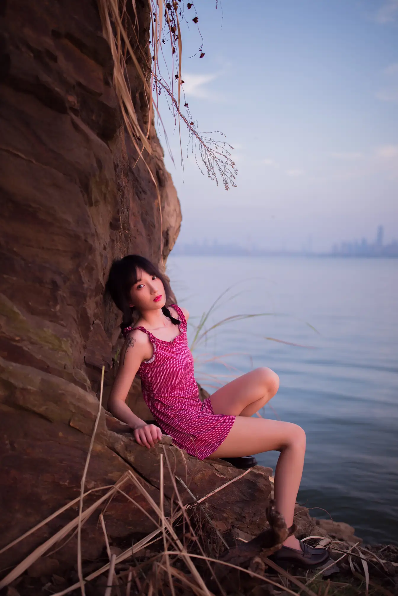 [艺图语] 2022.01.28 Vol.721 – 日落的温柔 虾虾#[51P]-3