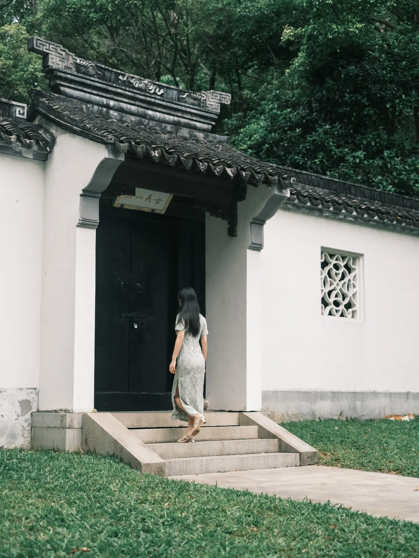 [艺图语] 2022.06.08 Vol.1114 – 丁香一样的姑娘 呆呆#[34P]-1