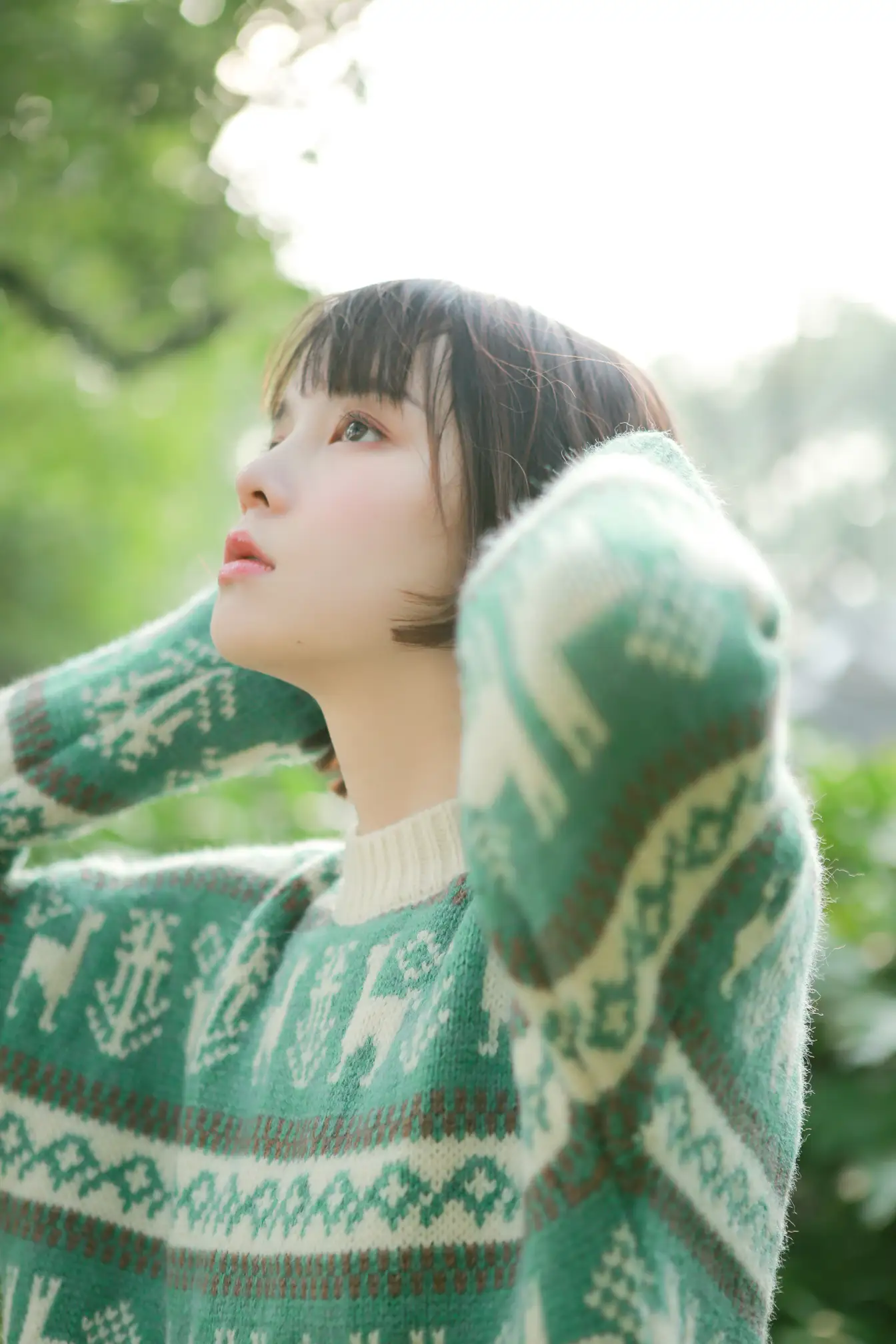 [艺图语] 2022.08.06 Vol.1642 – 氧气女孩 雨一颗#[22P]-2