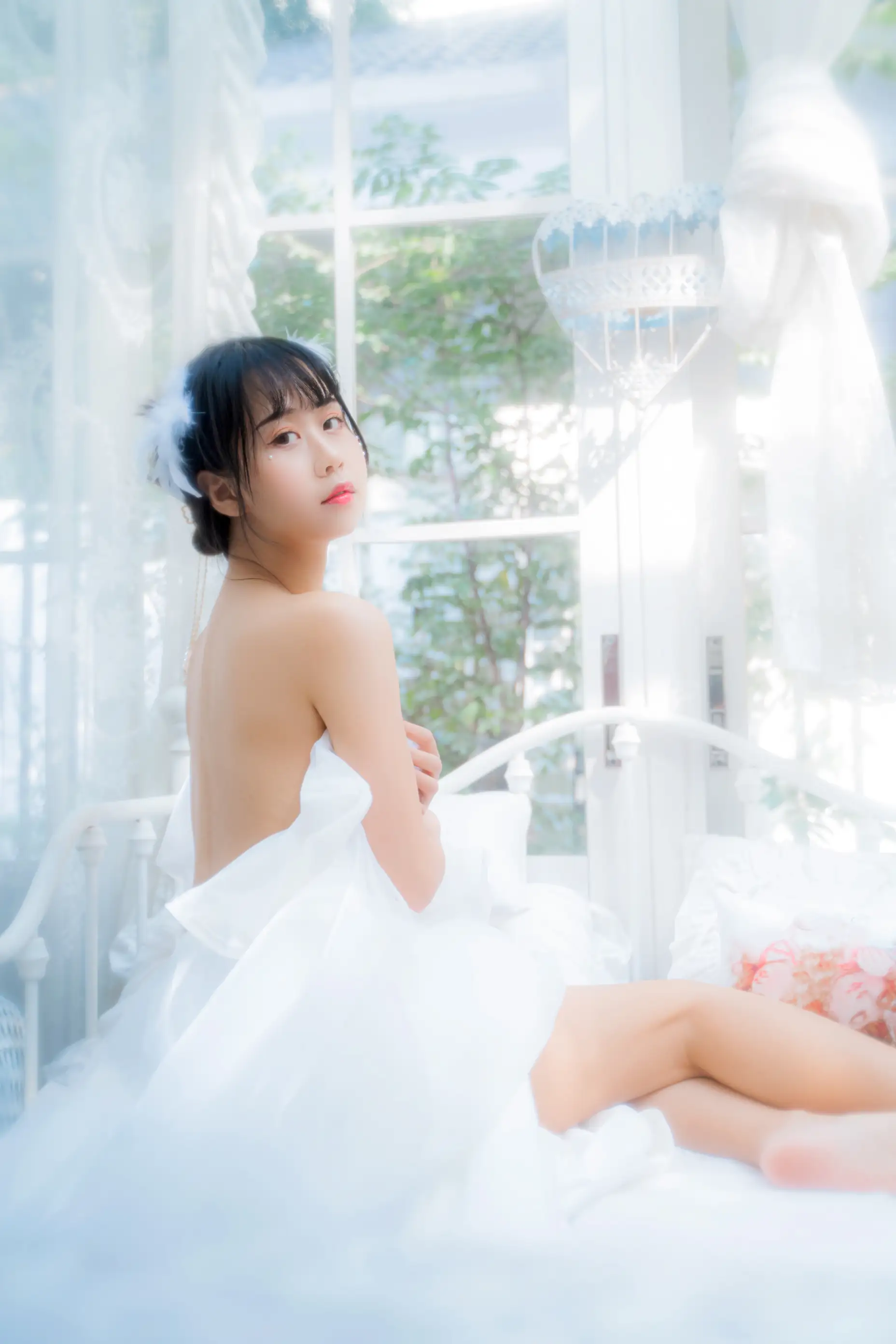 [艺图语] 2022.05.28 Vol.1008 – 纯白花嫁 萌芽儿o0#[33P]-1