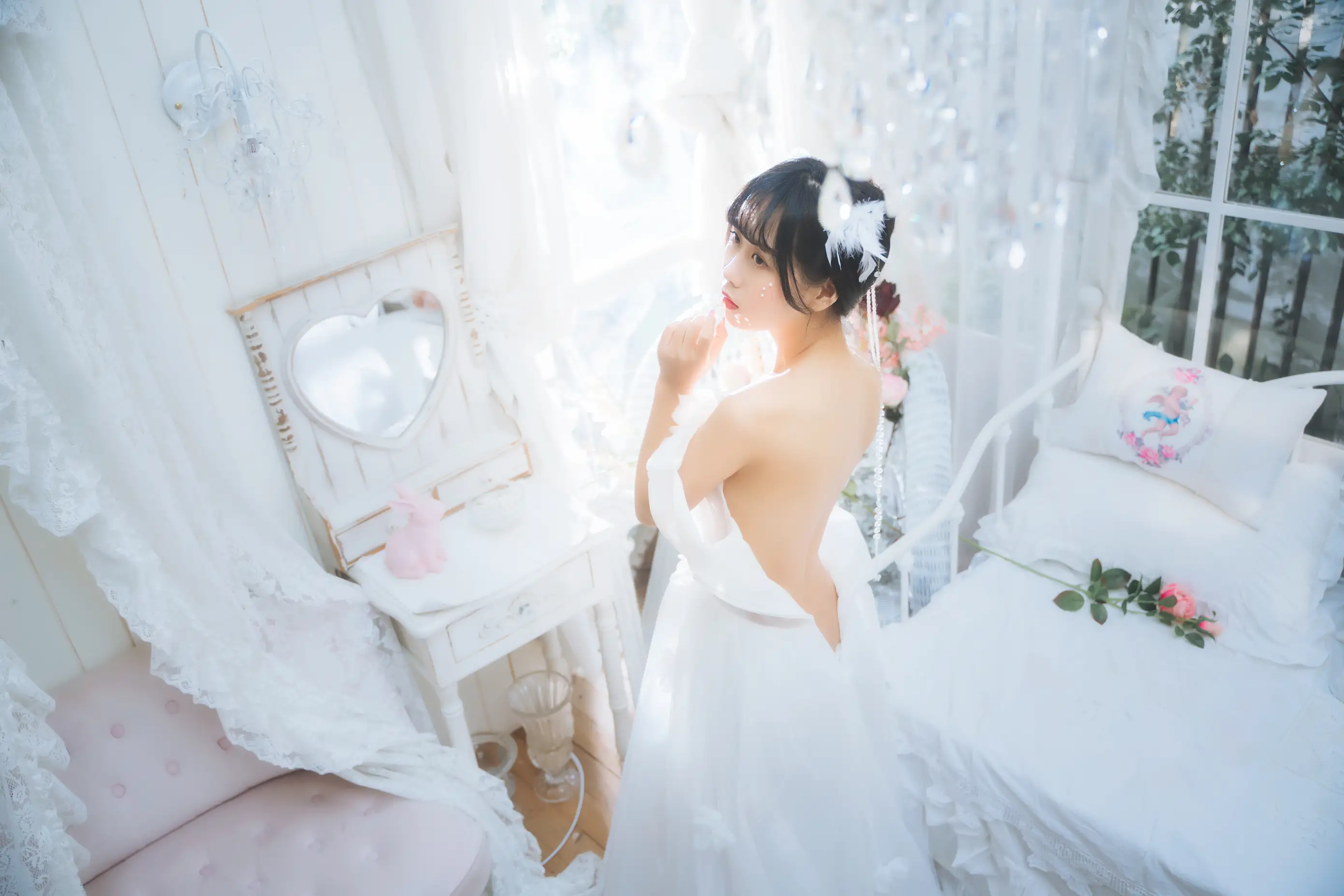 [艺图语] 2022.05.28 Vol.1008 – 纯白花嫁 萌芽儿o0#[33P]-1