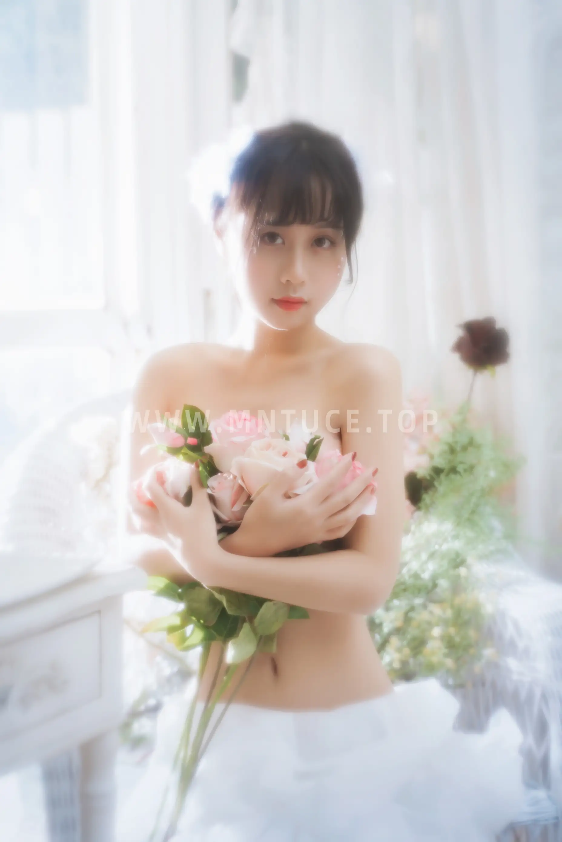 [艺图语] 2022.05.28 Vol.1008 – 纯白花嫁 萌芽儿o0#[33P]-8