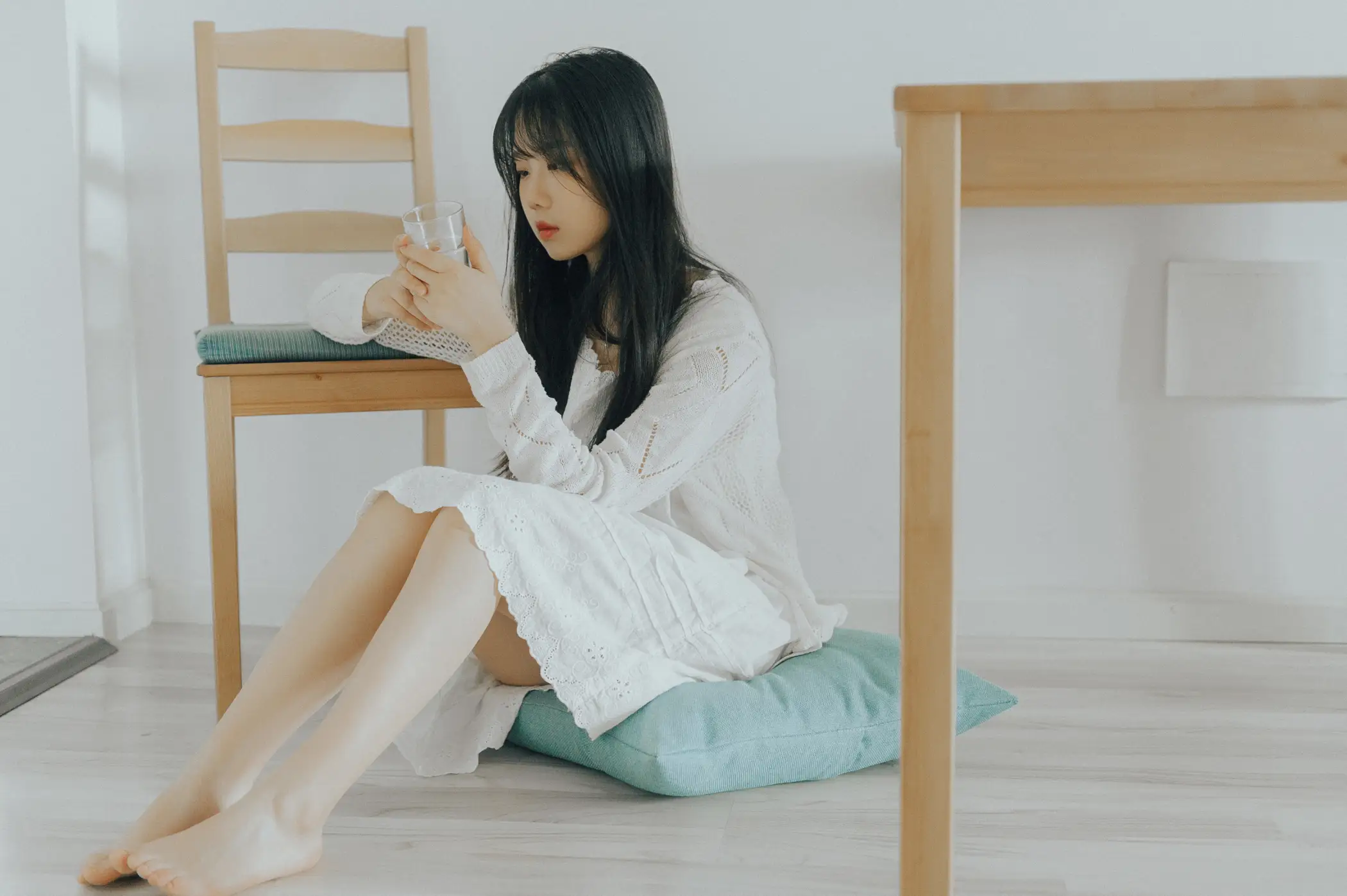 [艺图语] 2022.05.23 Vol.0963 – 想孤独 紫卿#[20P]-10