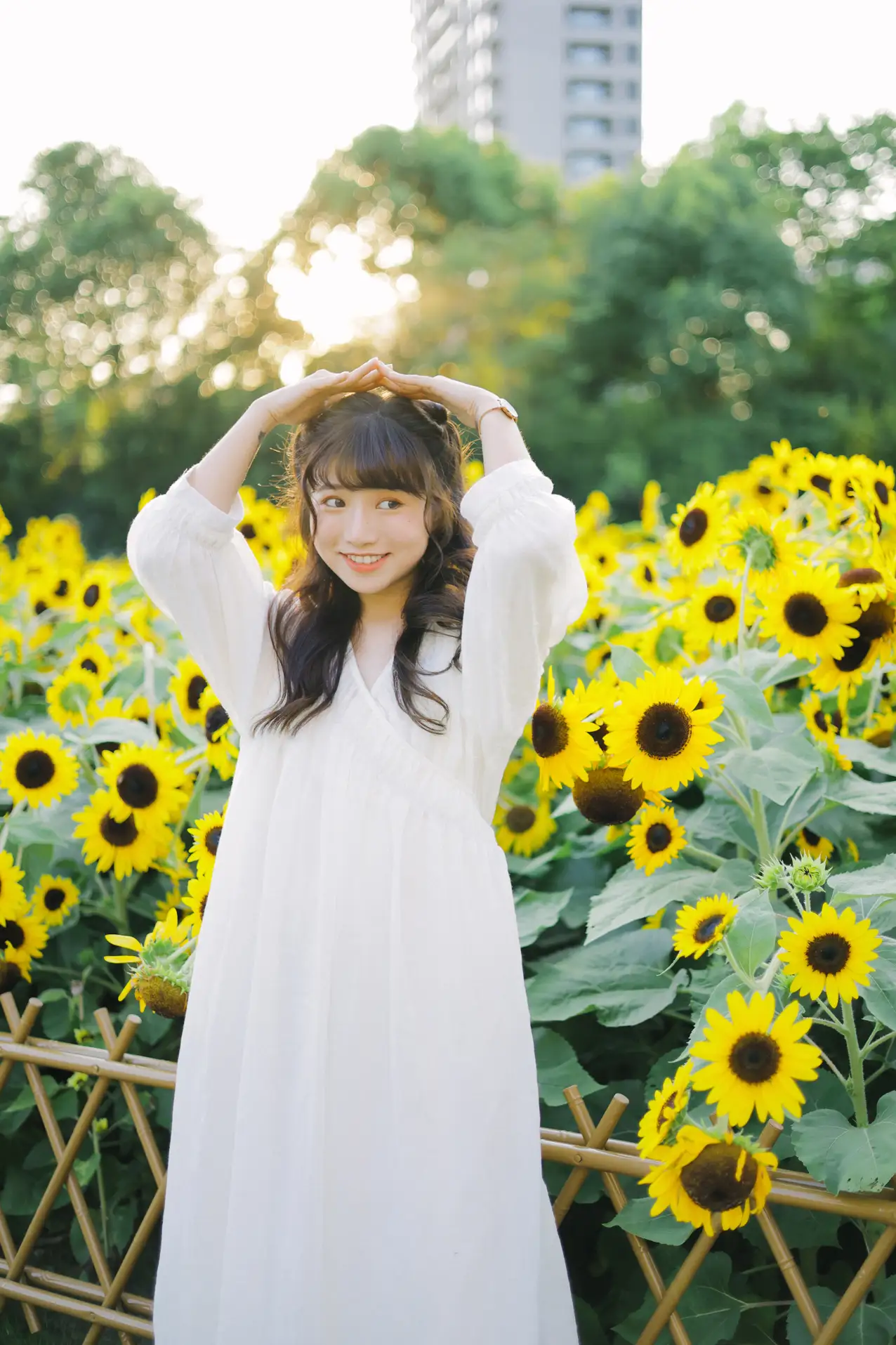 [艺图语] 2022.08.29 Vol.1822 – 阳光下的花和你 蓝胖子-#[25P]-9