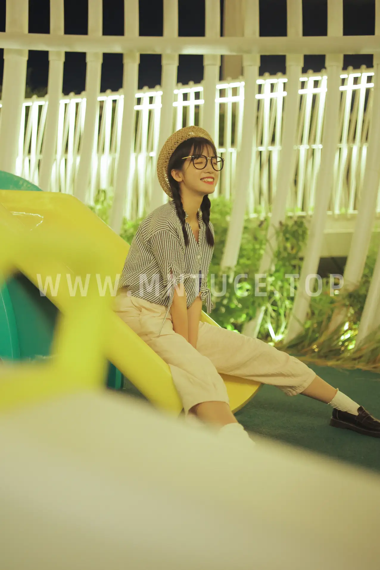 [艺图语] 2022.08.12 Vol.1689 – 星光乐园 一只阿梦崽#[42P]-8