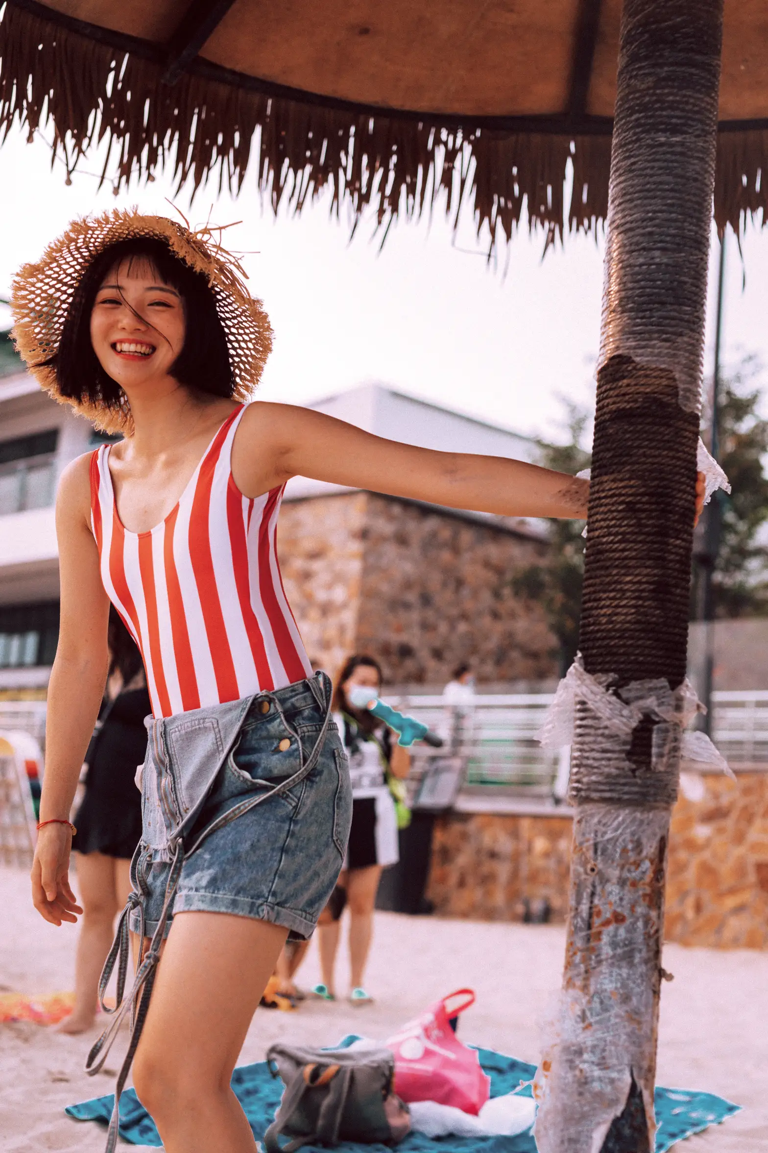 [艺图语] 2021.11.24 Vol.467 – 红色沙滩少女 黎美汐#[42P]-10