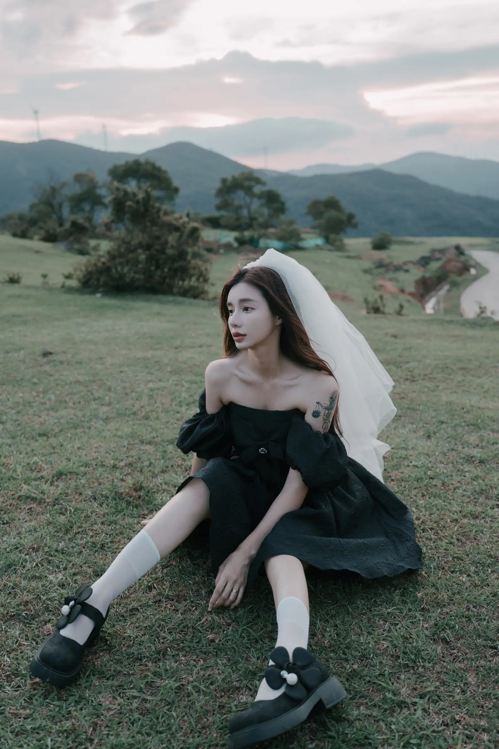 [艺图语] 2022.09.16 Vol.1964 – 渐暗时刻，黑裙白纱情绪片 姝雯同学#[39P]-4