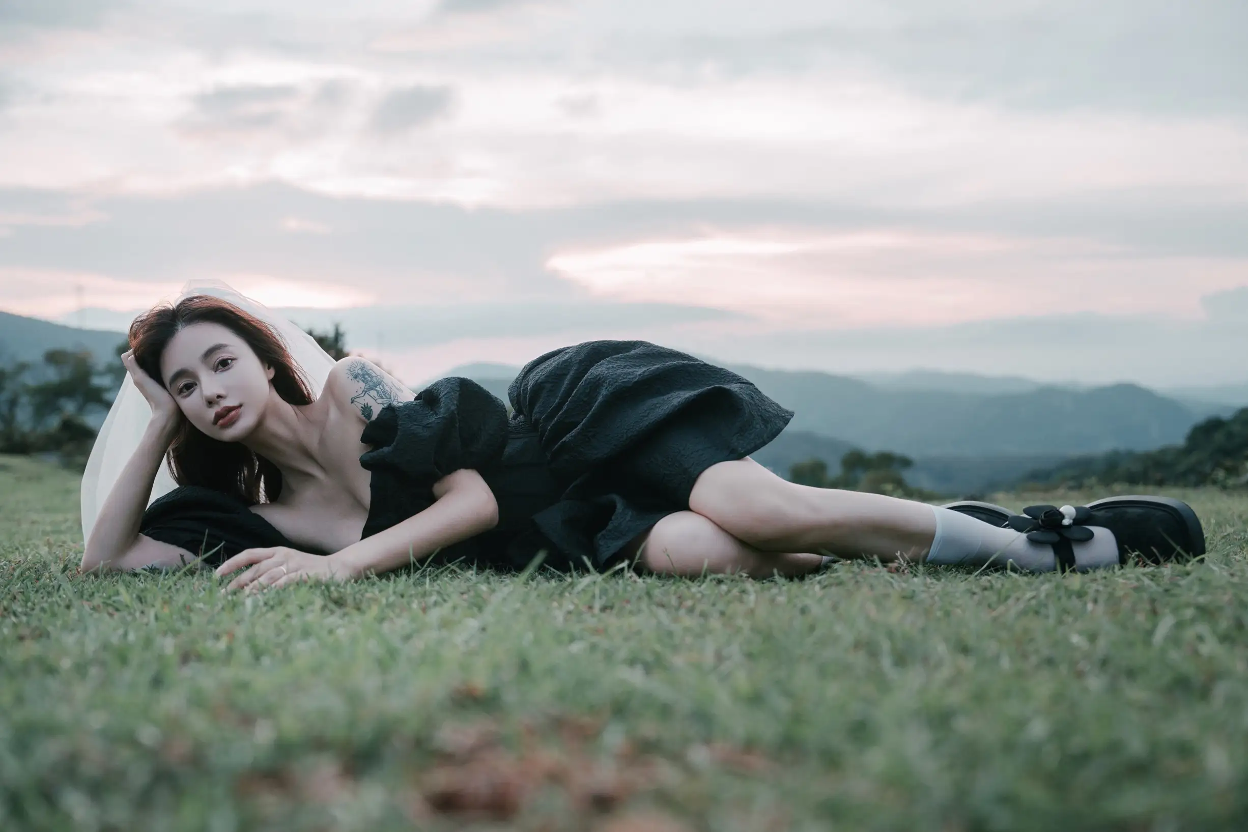 [艺图语] 2022.09.16 Vol.1964 – 渐暗时刻，黑裙白纱情绪片 姝雯同学#[39P]-6