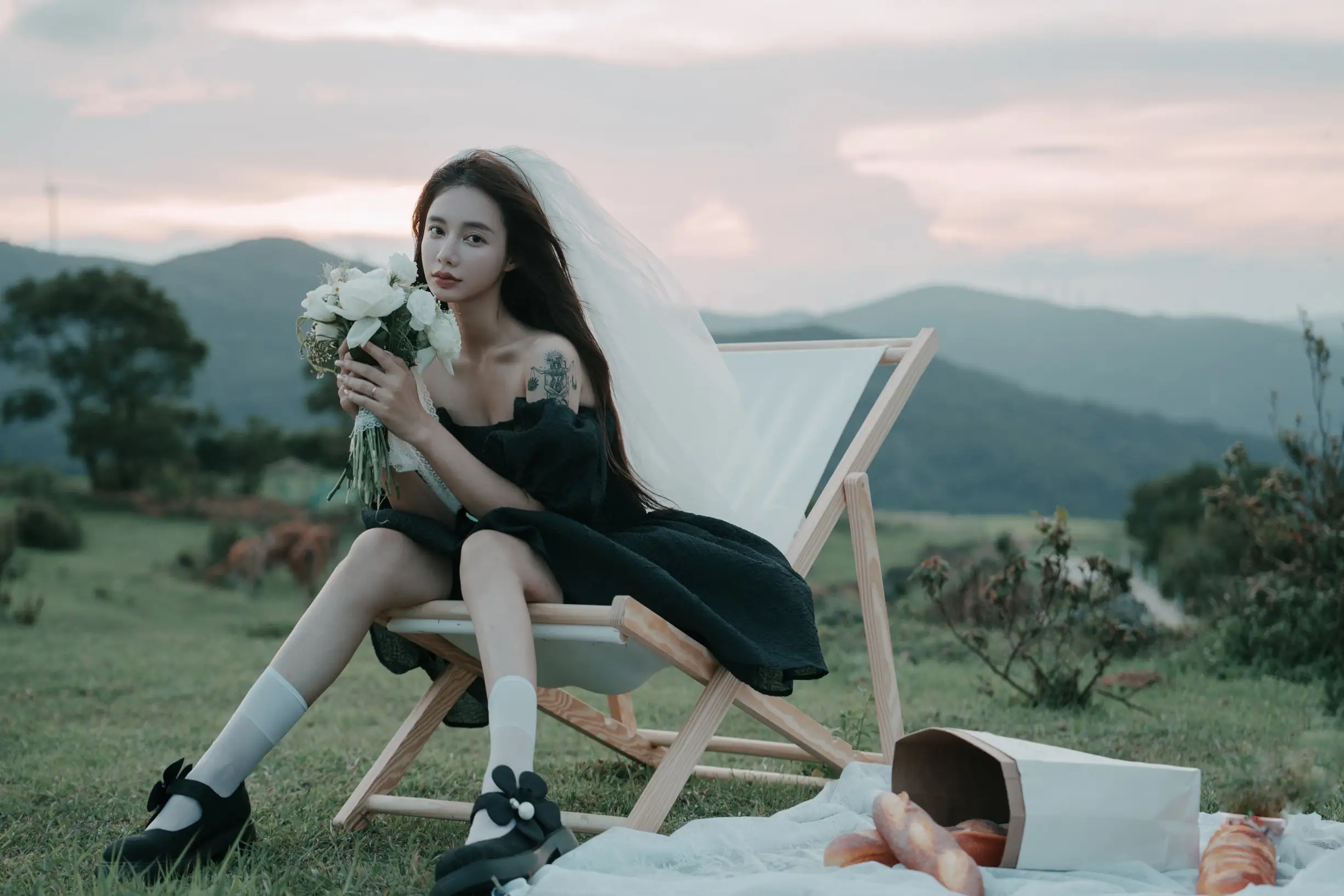 [艺图语] 2022.09.16 Vol.1964 – 渐暗时刻，黑裙白纱情绪片 姝雯同学#[39P]-10