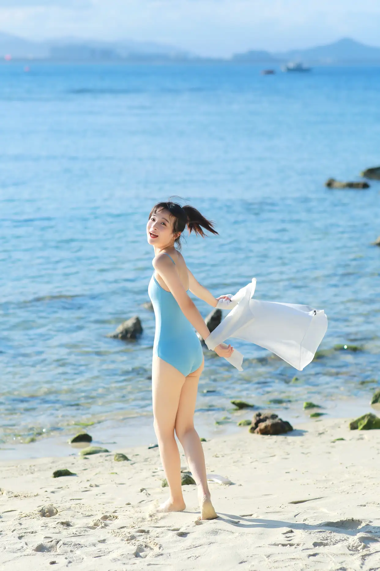 [艺图语] 2022.06.09 Vol.1125 – 海是可以触碰的蓝天 甜酒八号#[25P]-7