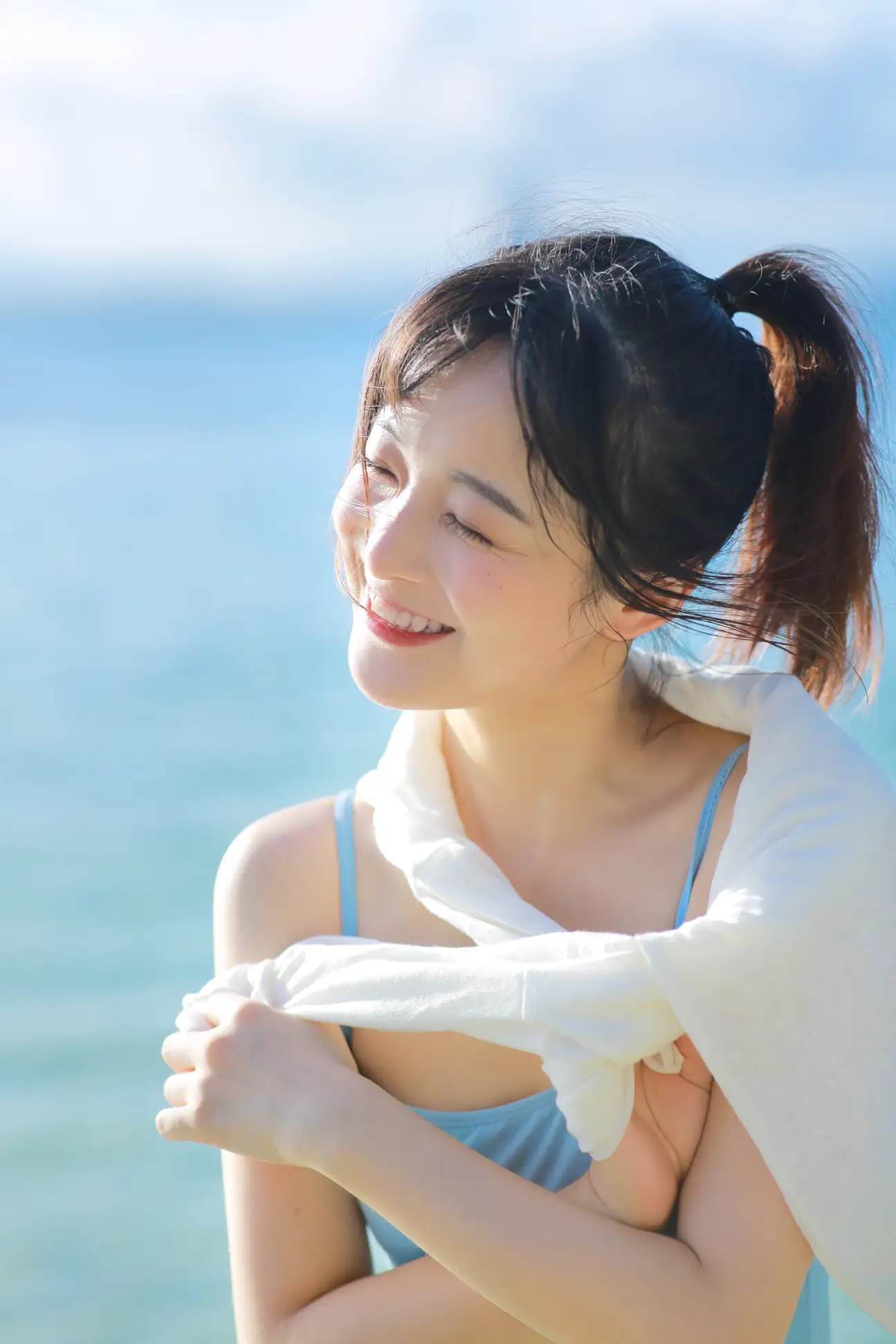 [艺图语] 2022.06.09 Vol.1125 – 海是可以触碰的蓝天 甜酒八号#[25P]-8