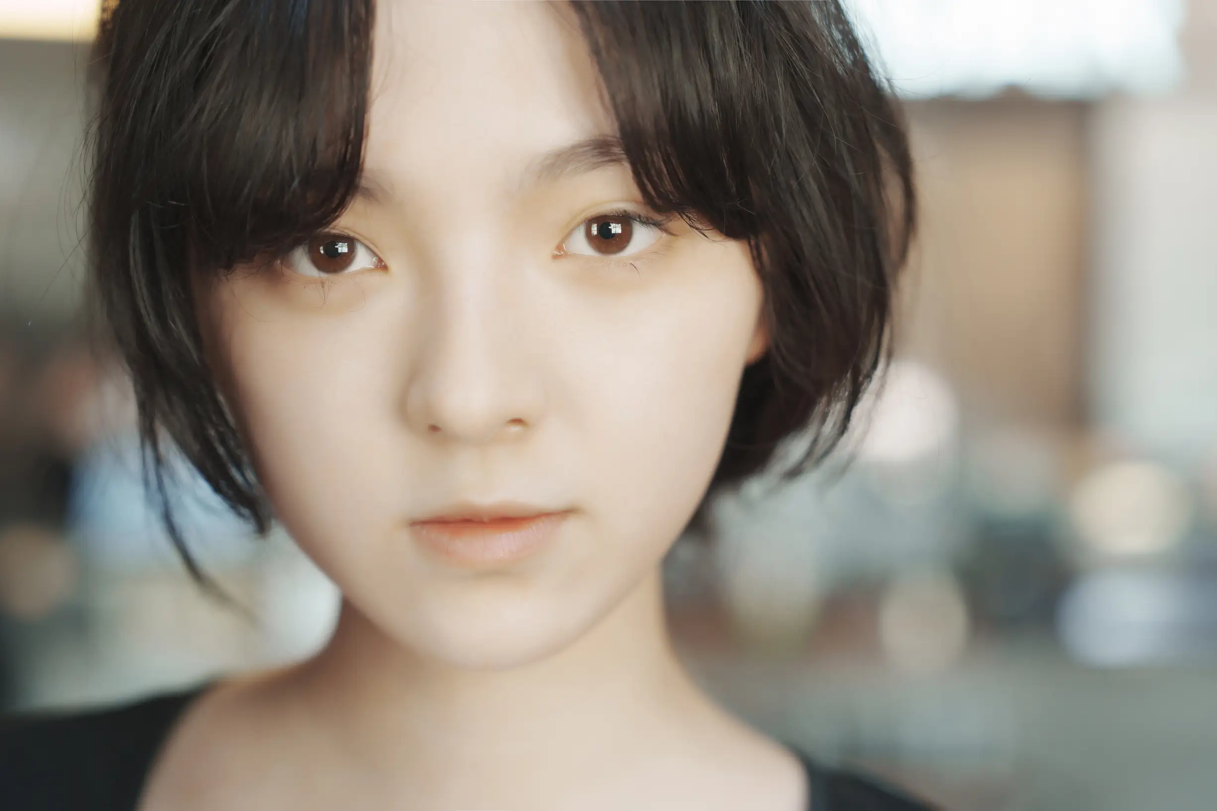 [艺图语] 2022.09.11 Vol.1924 – 咖啡屋里的素颜女孩 dudu#[32P]-2