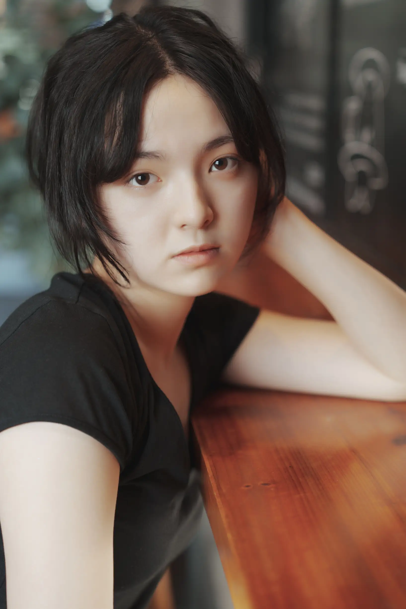 [艺图语] 2022.09.11 Vol.1924 – 咖啡屋里的素颜女孩 dudu#[32P]-5