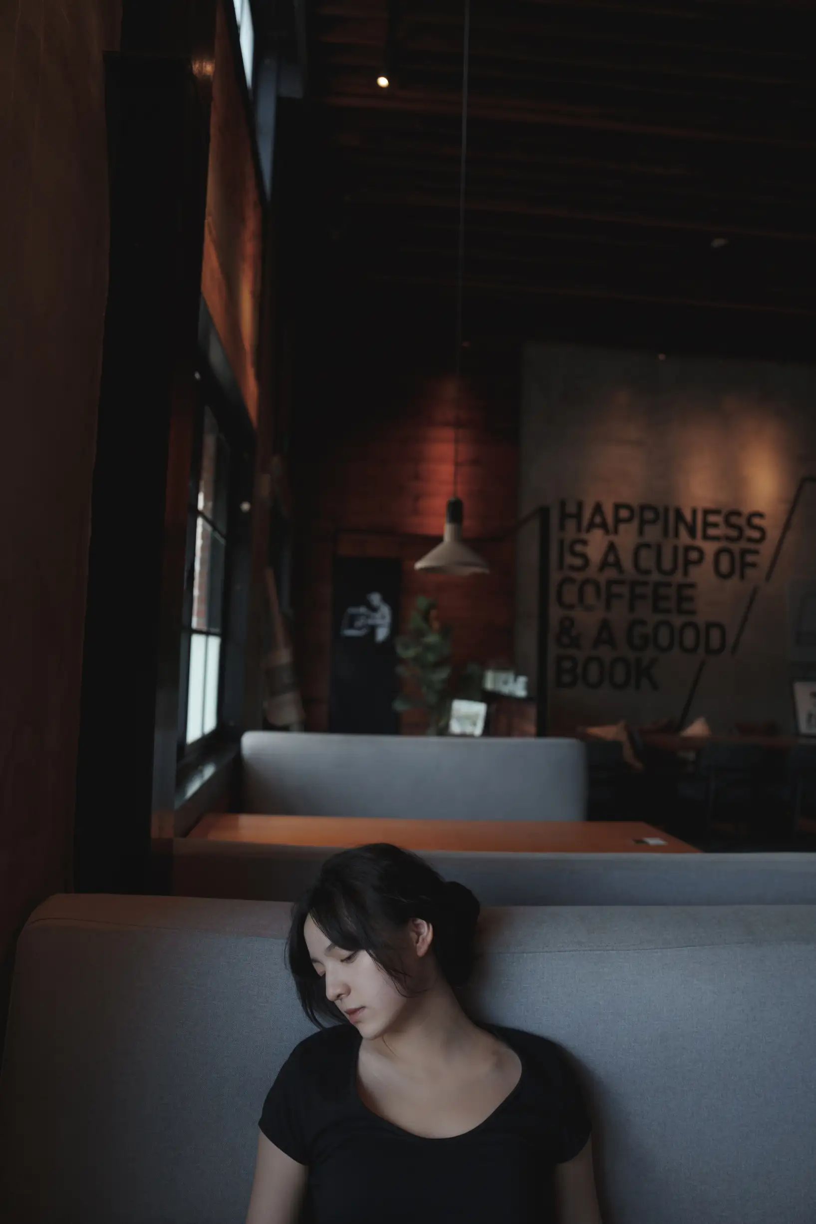 [艺图语] 2022.09.11 Vol.1924 – 咖啡屋里的素颜女孩 dudu#[32P]-7