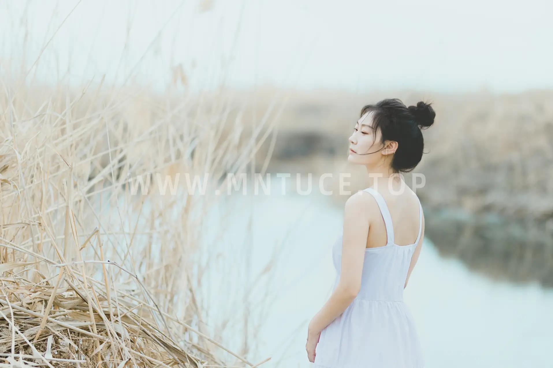 [艺图语] 2021.10.09 Vol.341 – 等春来 映霞#[22P]-9