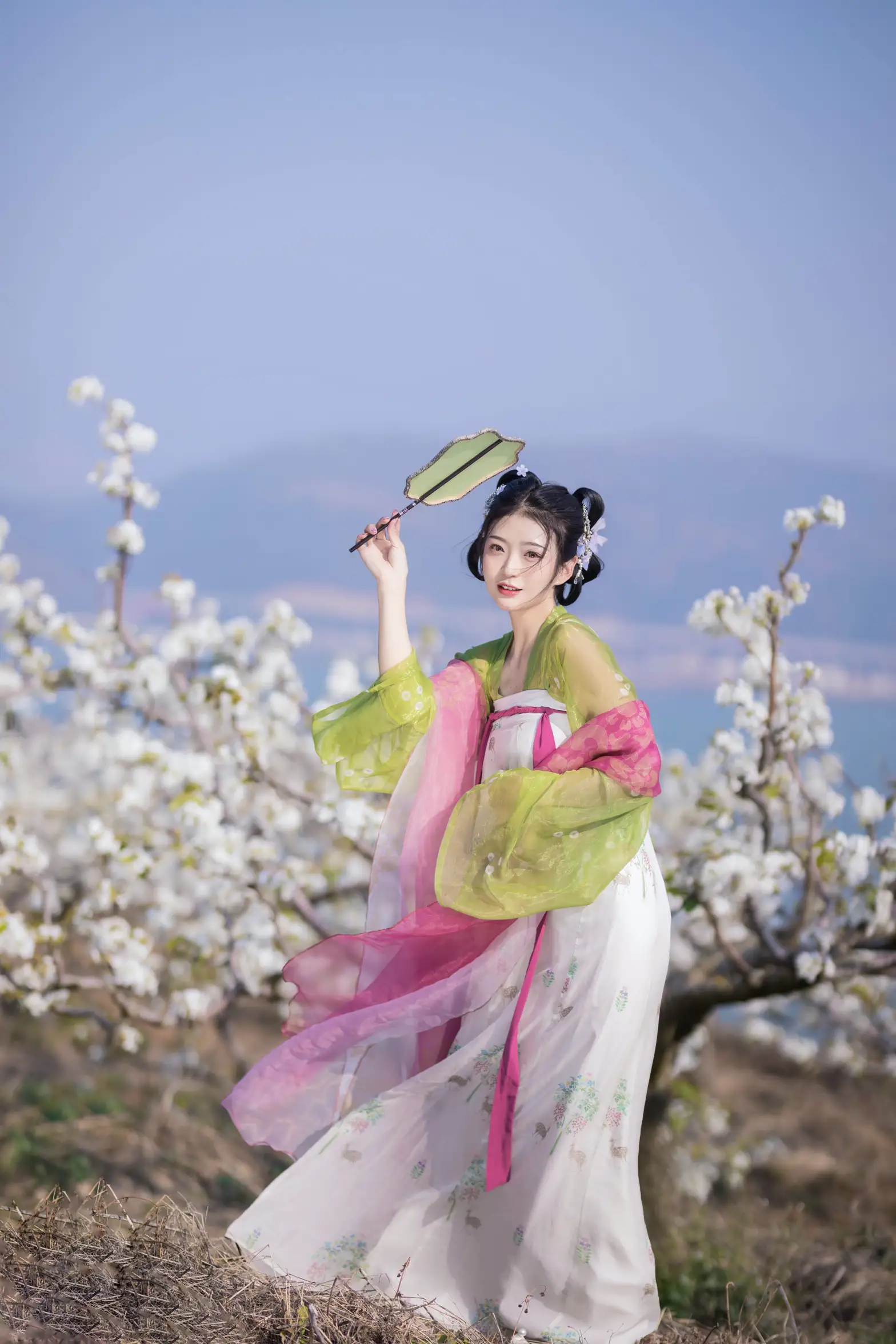 [艺图语] 2022.06.11 Vol.1144 – 春晴 nya酱的铃铛铛#[22P]-3