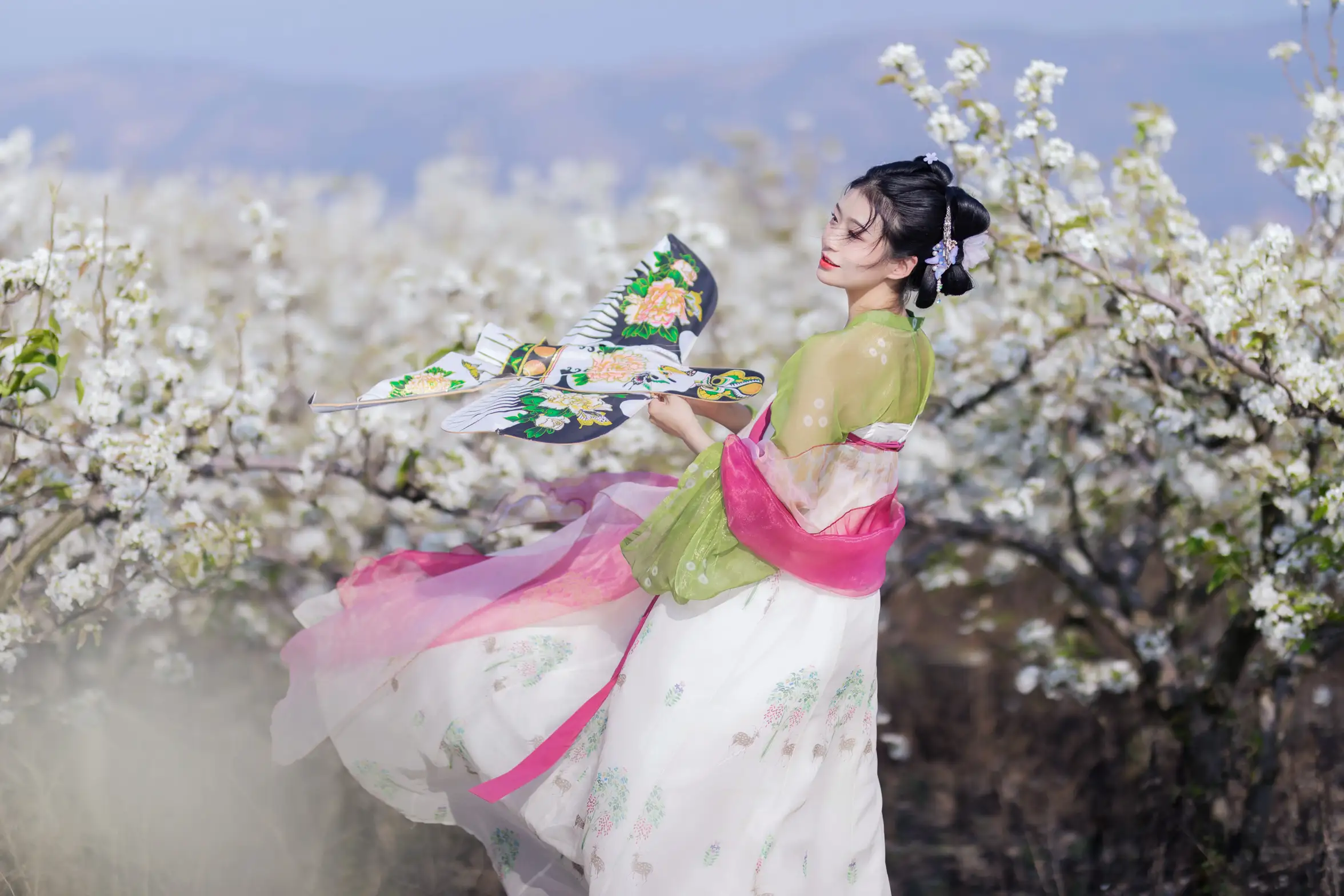 [艺图语] 2022.06.11 Vol.1144 – 春晴 nya酱的铃铛铛#[22P]-6