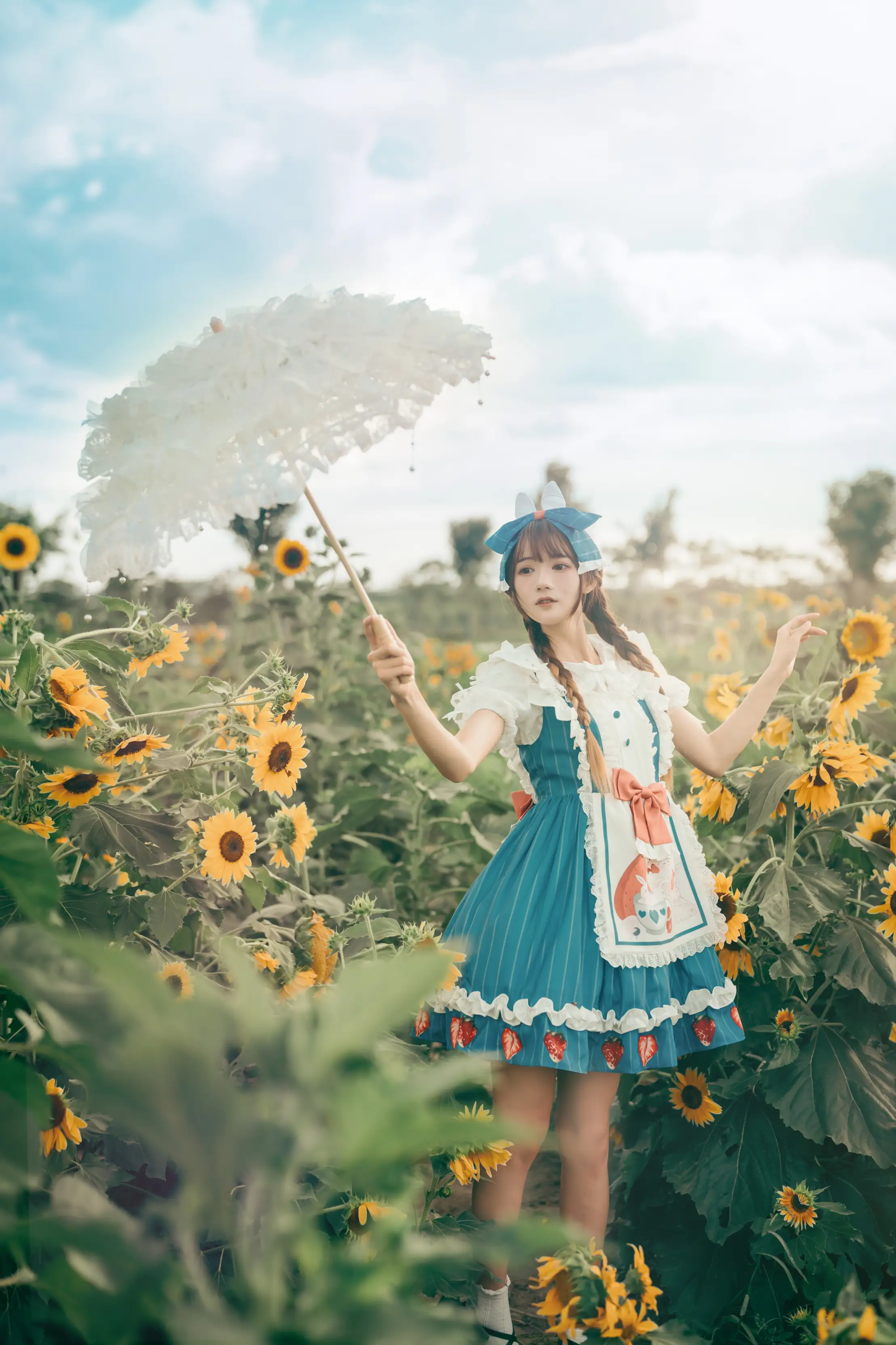 [艺图语] 2022.07.18 Vol.1515 – 甜甜向日葵女孩 兔子Zzz不吃胡萝卜#[32P]-9