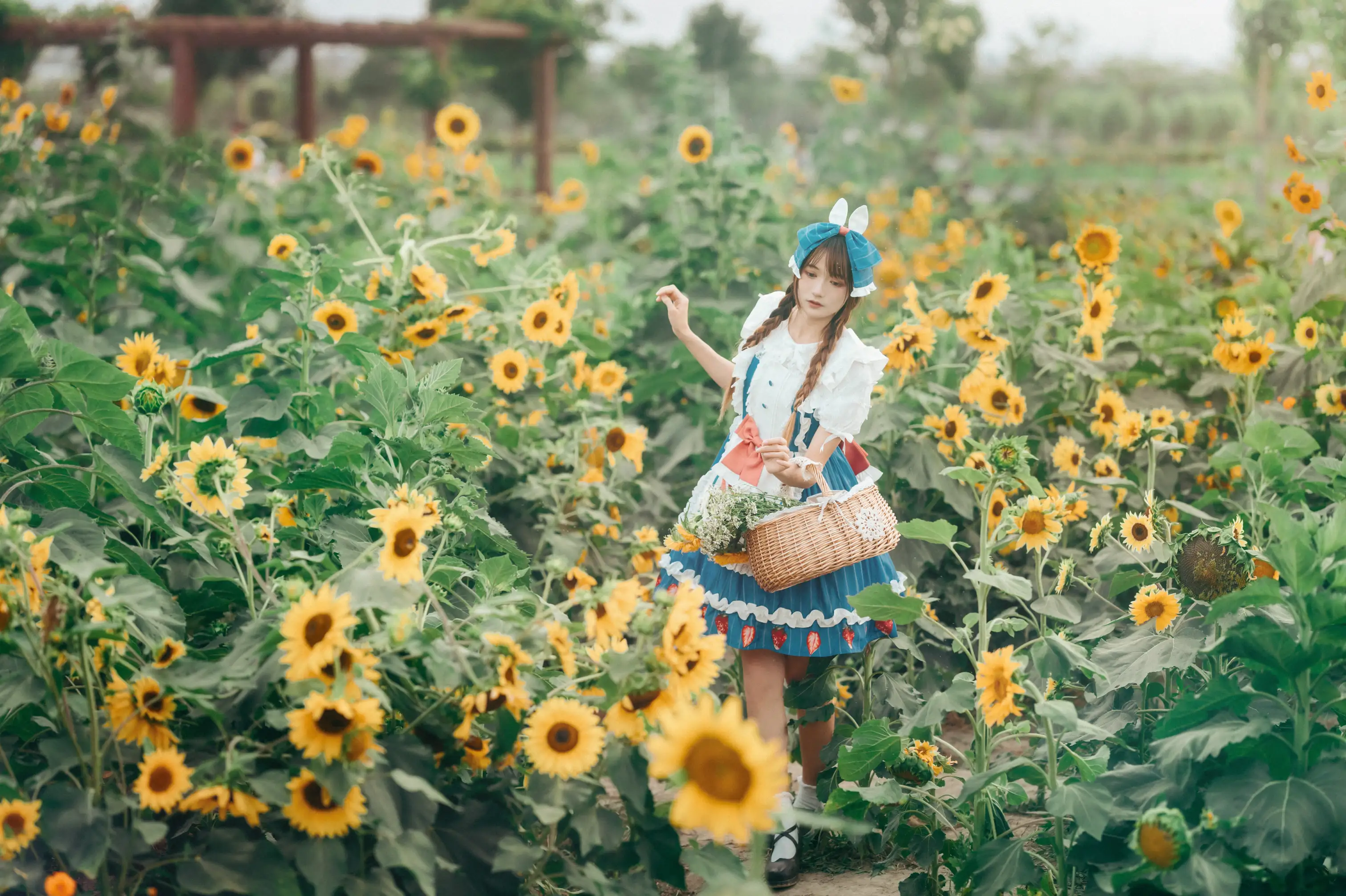 [艺图语] 2022.07.18 Vol.1515 – 甜甜向日葵女孩 兔子Zzz不吃胡萝卜#[32P]-7