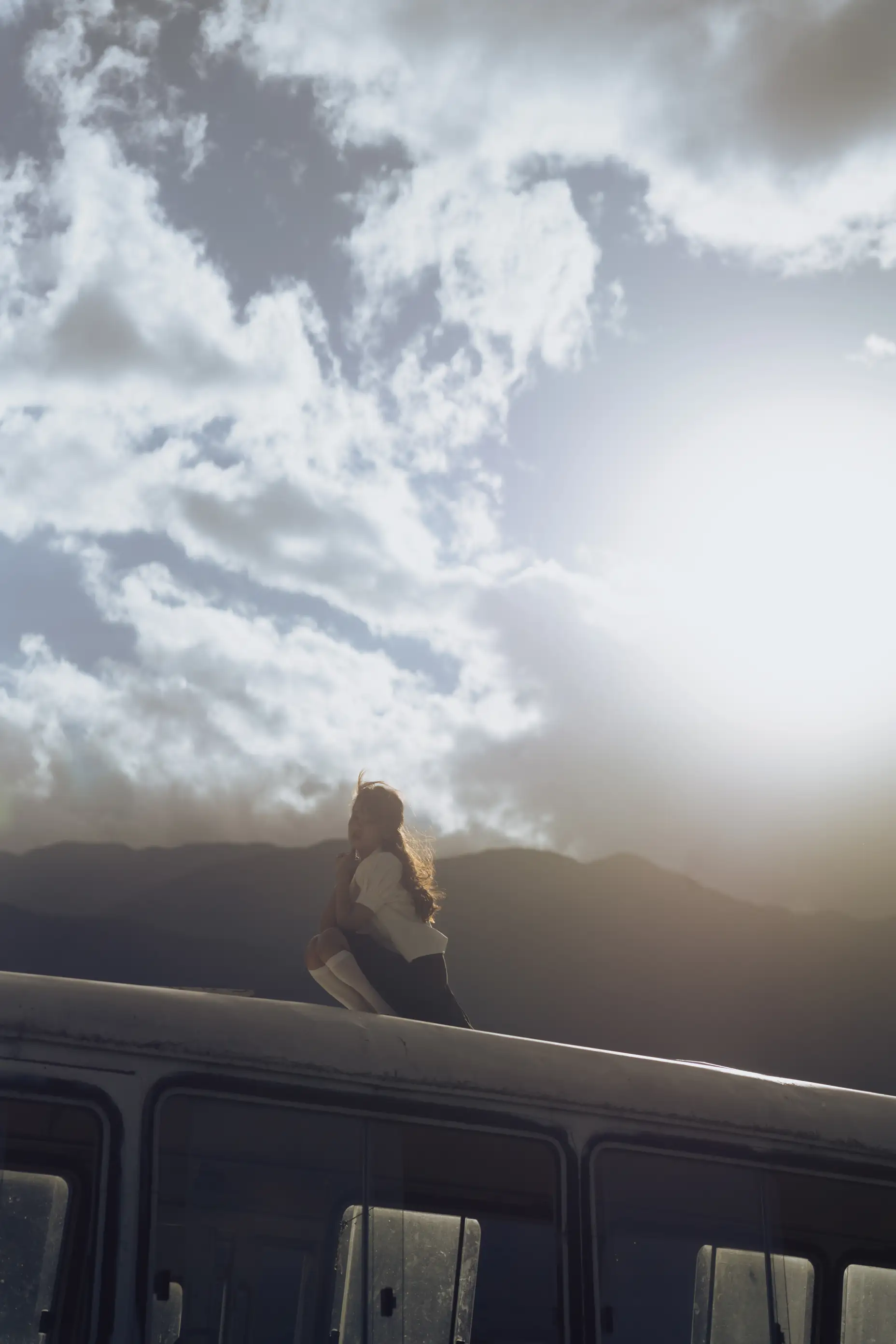 [艺图语] 2022.01.15 Vol.663 – 中巴车带我回家 落痣_#[38P]-6