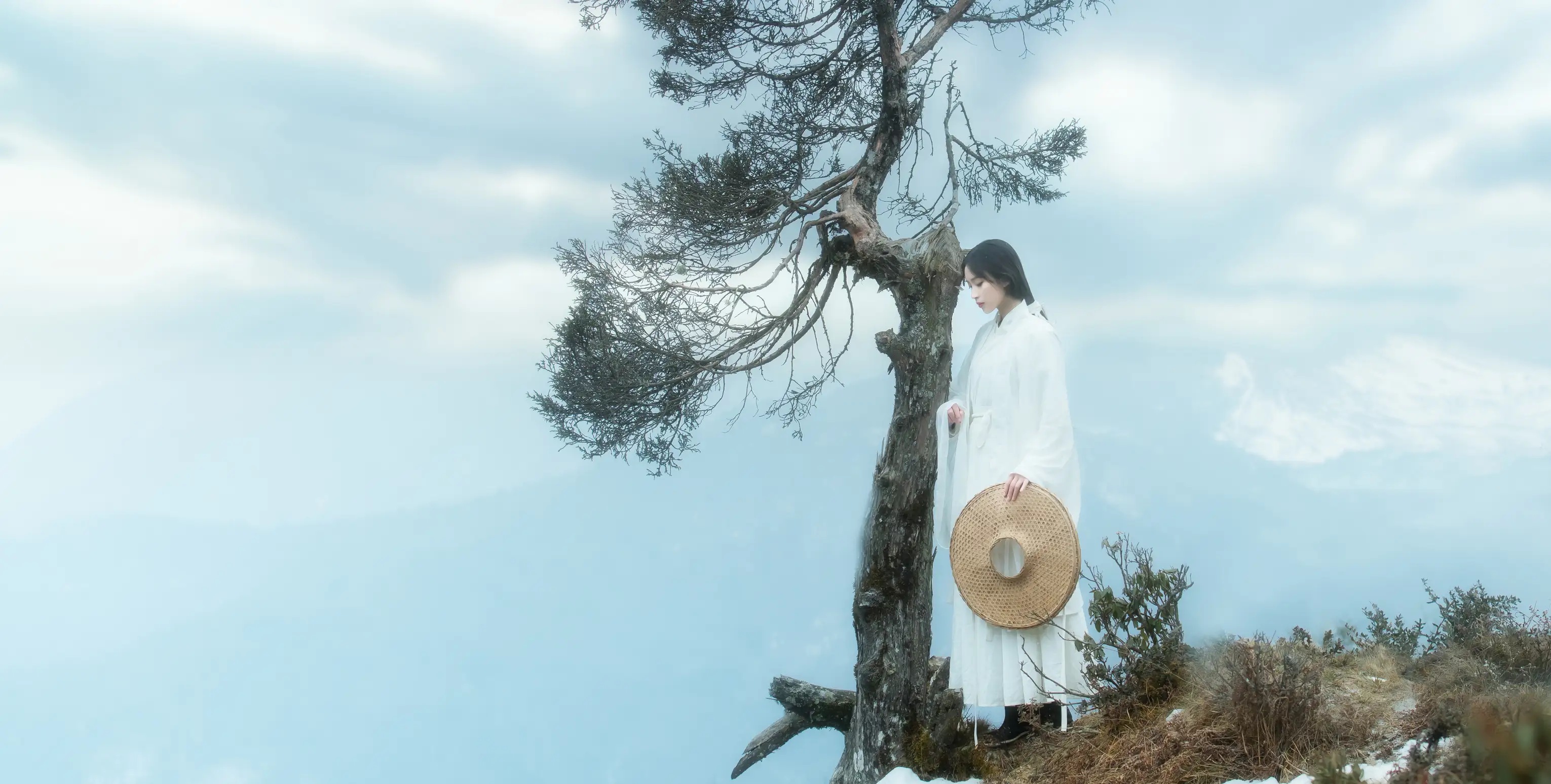 [艺图语] 2021.12.20 Vol.504 – 千山云 酒里#[23P]-2