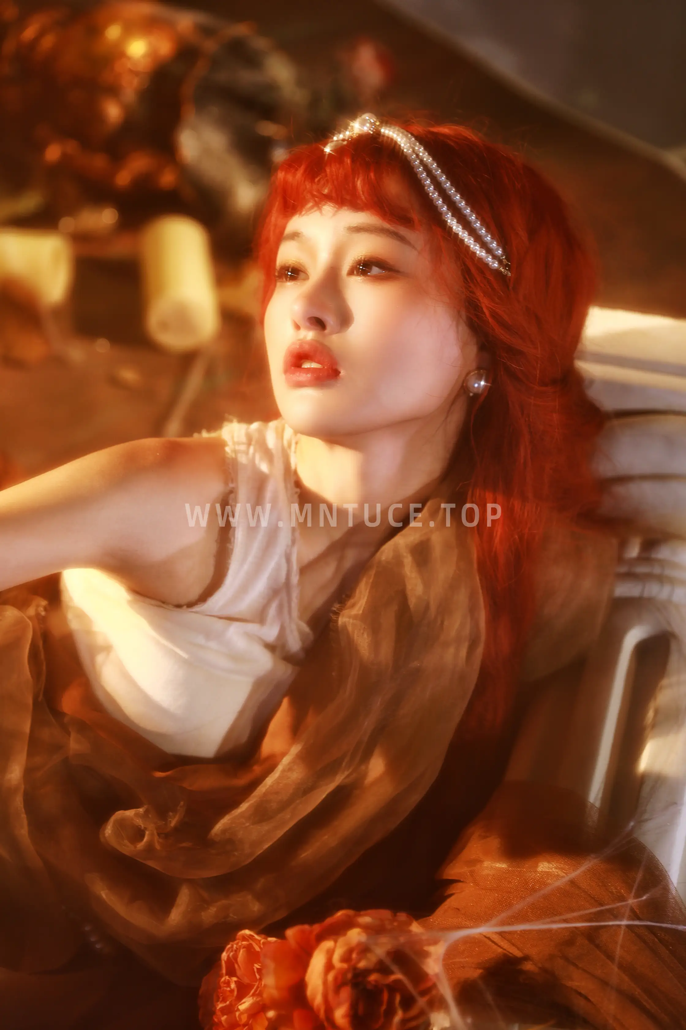 [艺图语] 2022.09.11 Vol.1927 – 一幅油画 相泽希子#[36P]-6