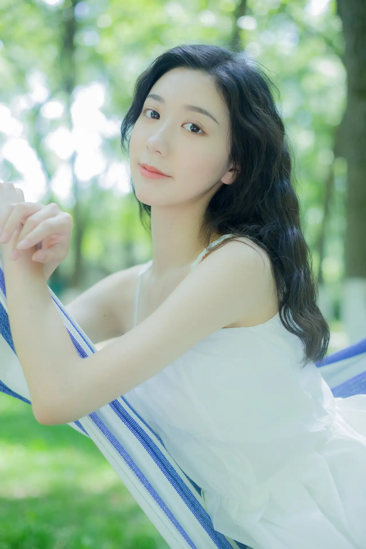 [艺图语] 2022.07.17 Vol.1501 – 沉沦夏日 饲猫少女 饲猫少女-#[40P]-4