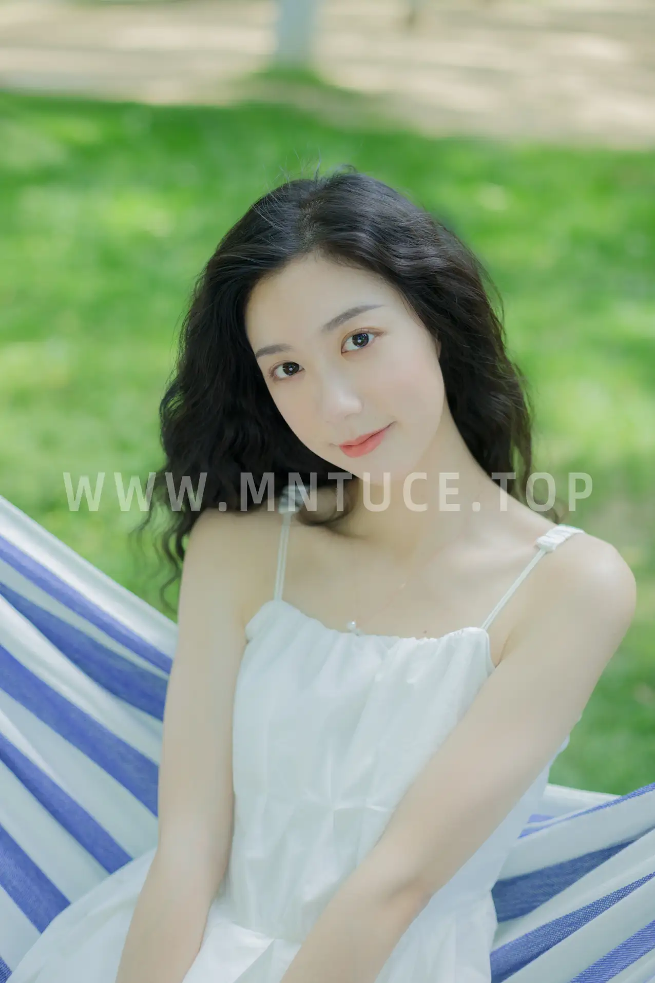 [艺图语] 2022.07.17 Vol.1501 – 沉沦夏日 饲猫少女 饲猫少女-#[40P]-6