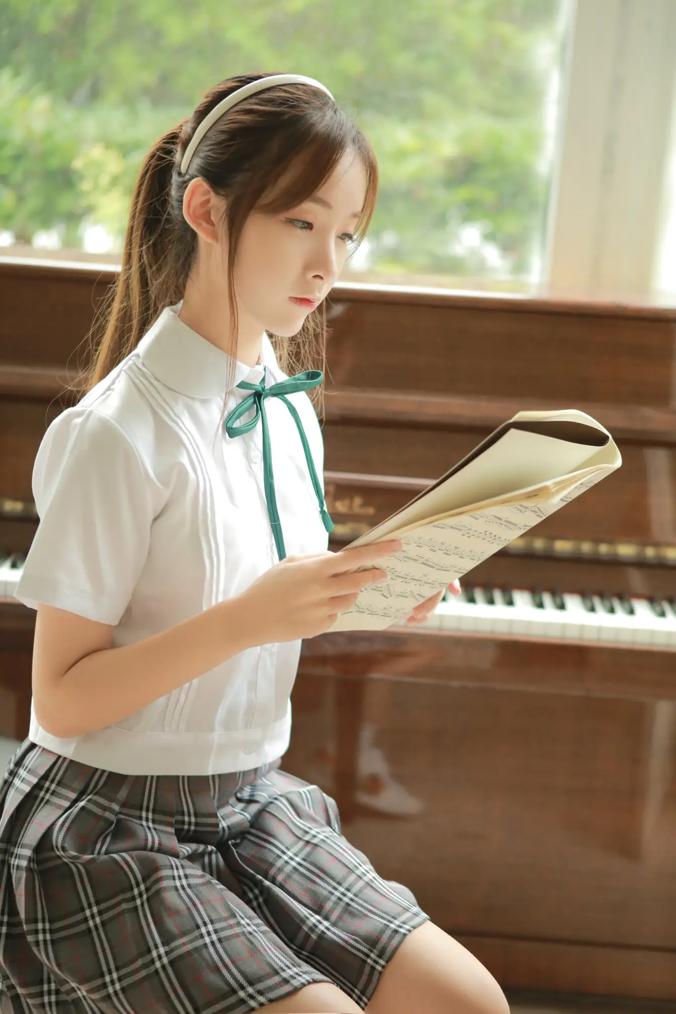 [艺图语] 2022.06.15 Vol.1190 – 四月物语 SNH48-徐诗琪#[30P]-1