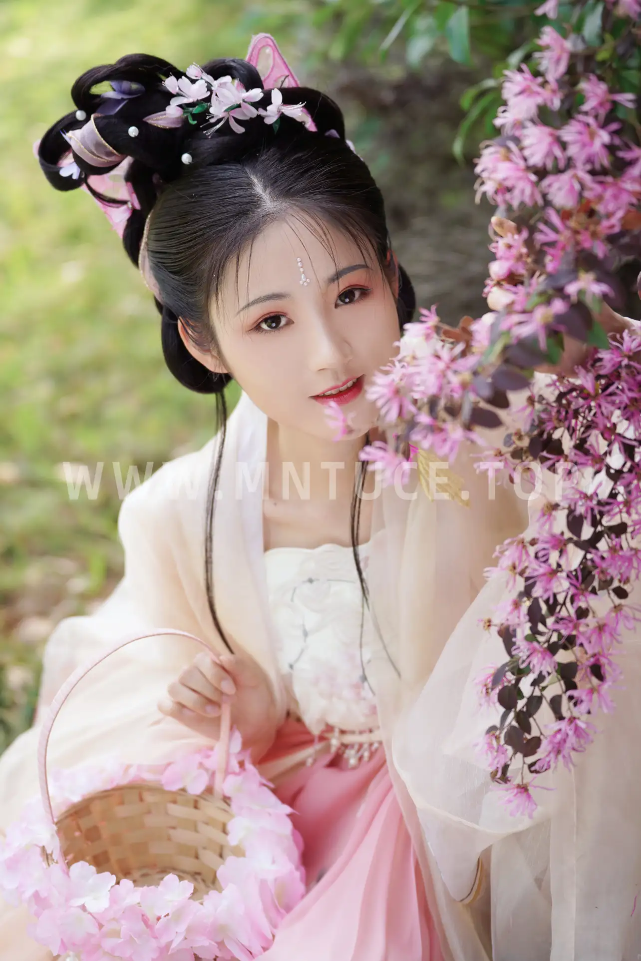 [艺图语] 2022.07.07 Vol.1404 – 春风裁衣 静子#[21P]-9