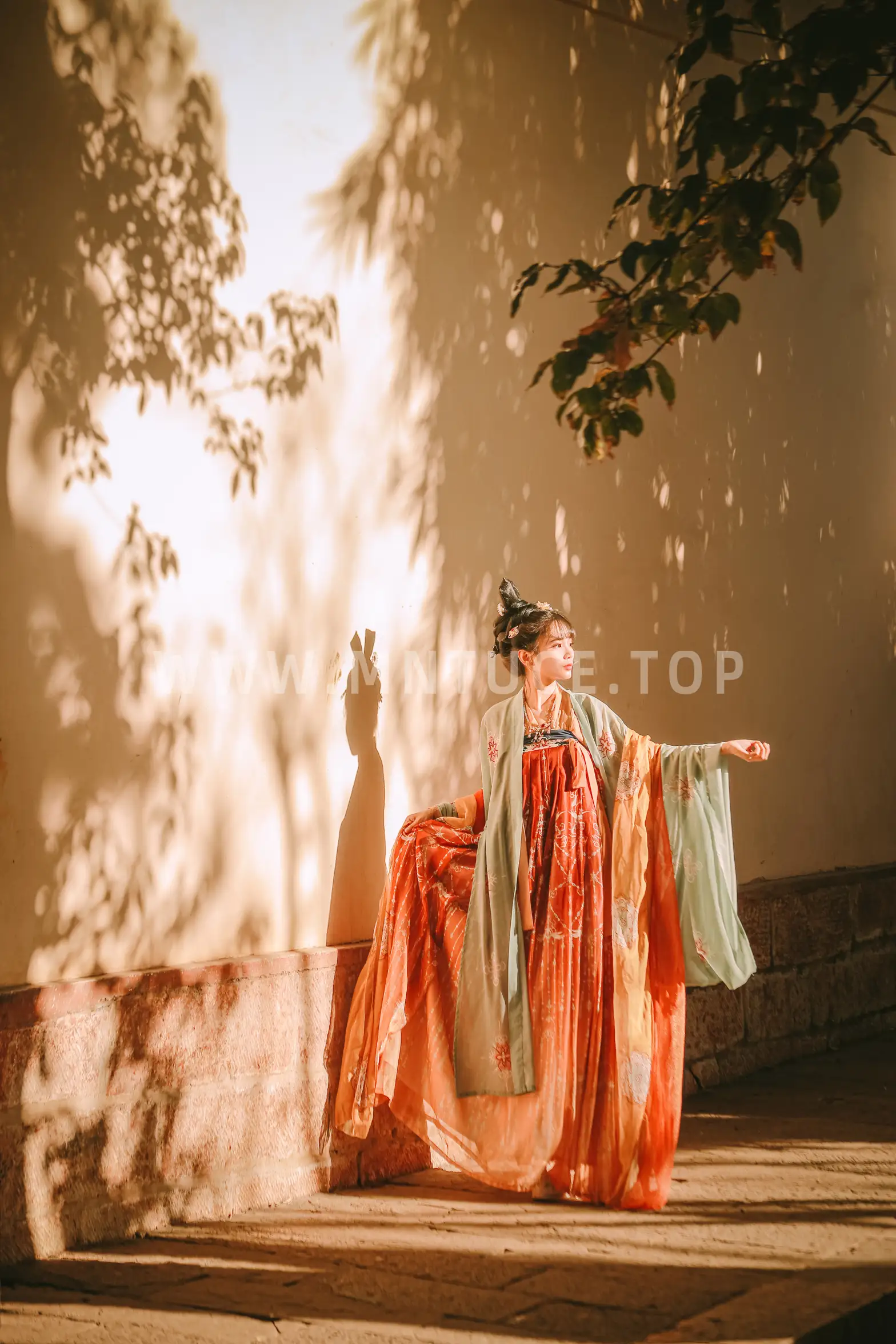 [艺图语] 2022.01.24 Vol.699 – 秋风辞 大橘猫#[32P]-10