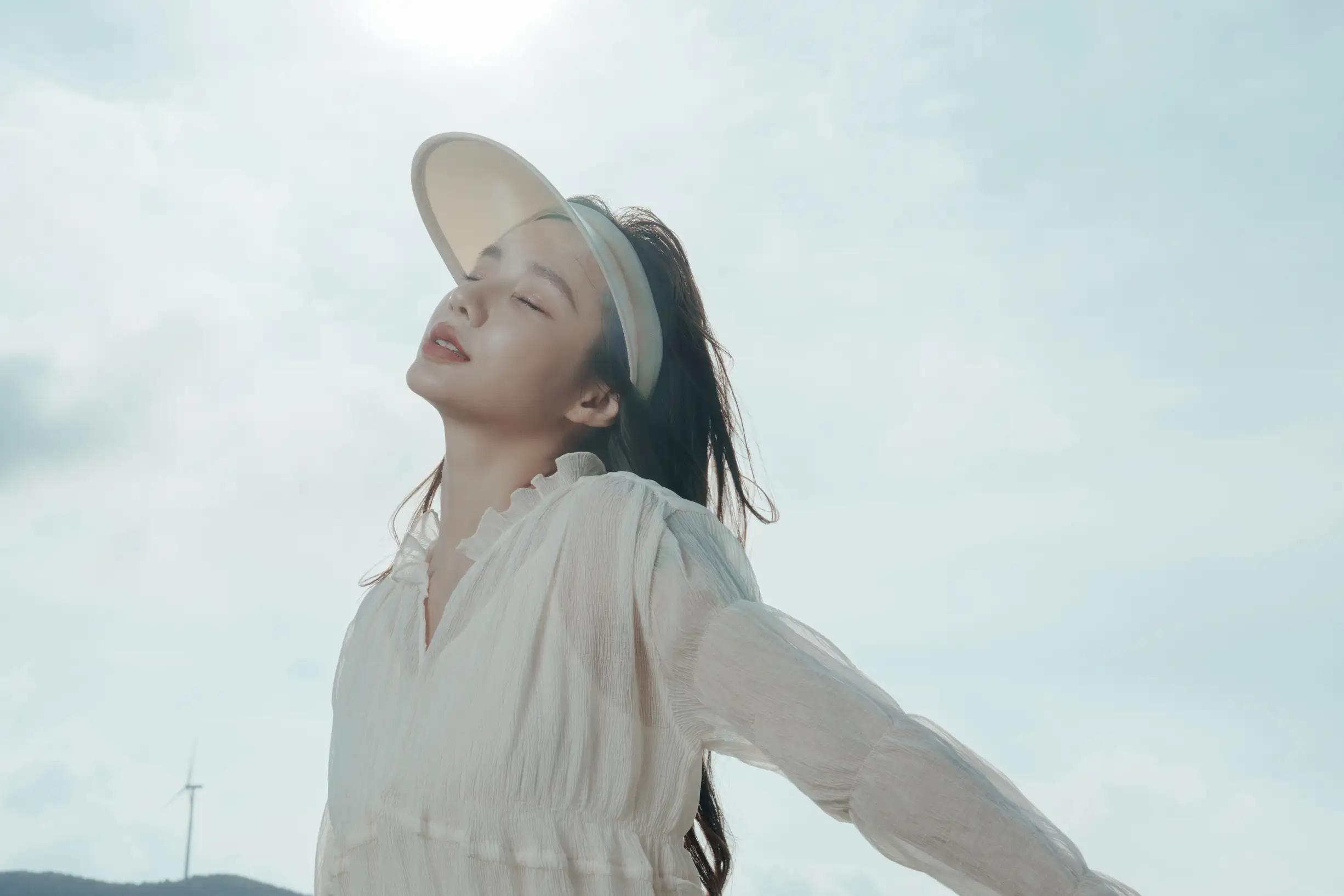 [艺图语] 2022.08.01 Vol.1601 – 山谷之间，烈日之下 姝雯同学#[60P]-3