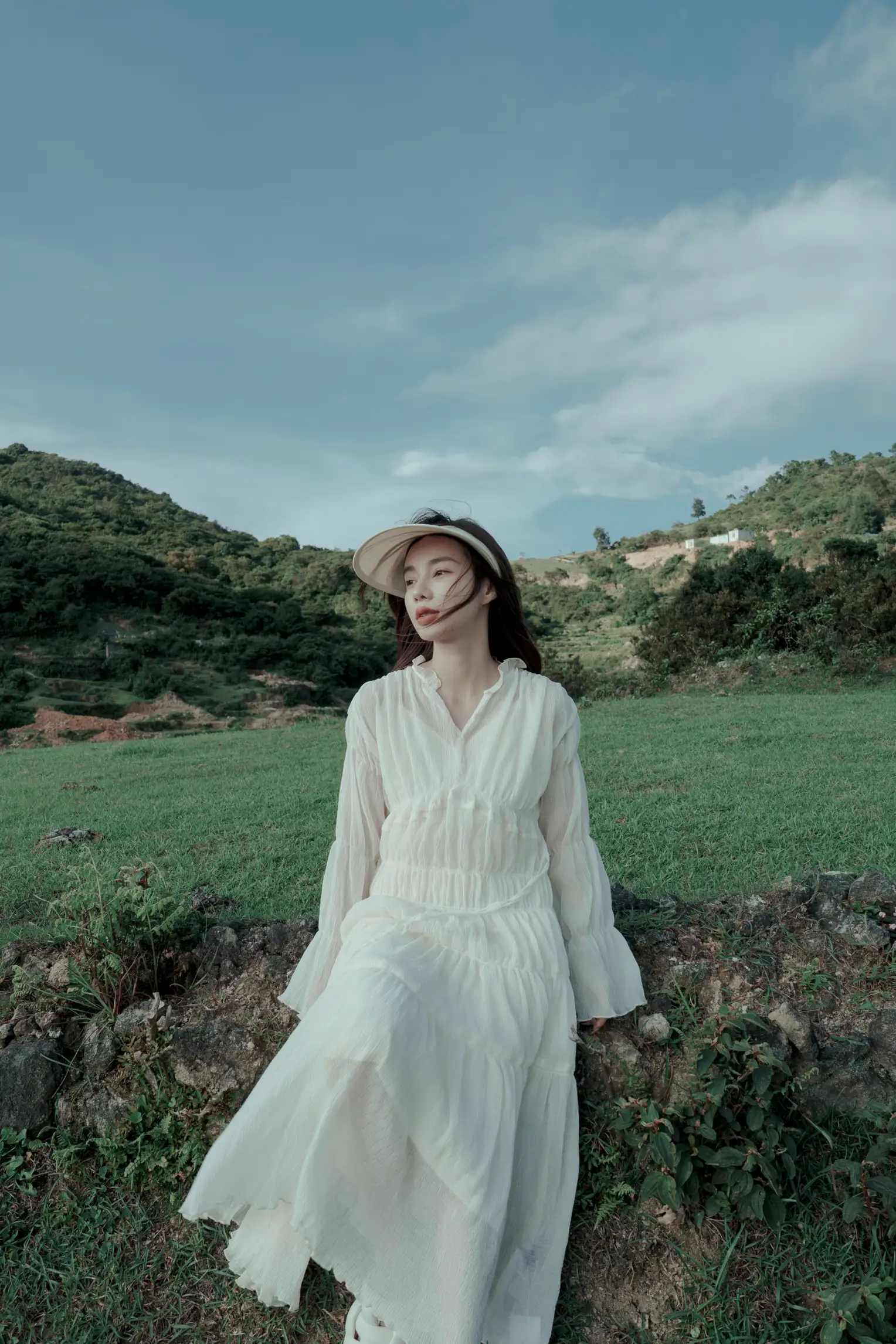 [艺图语] 2022.08.01 Vol.1601 – 山谷之间，烈日之下 姝雯同学#[60P]-10