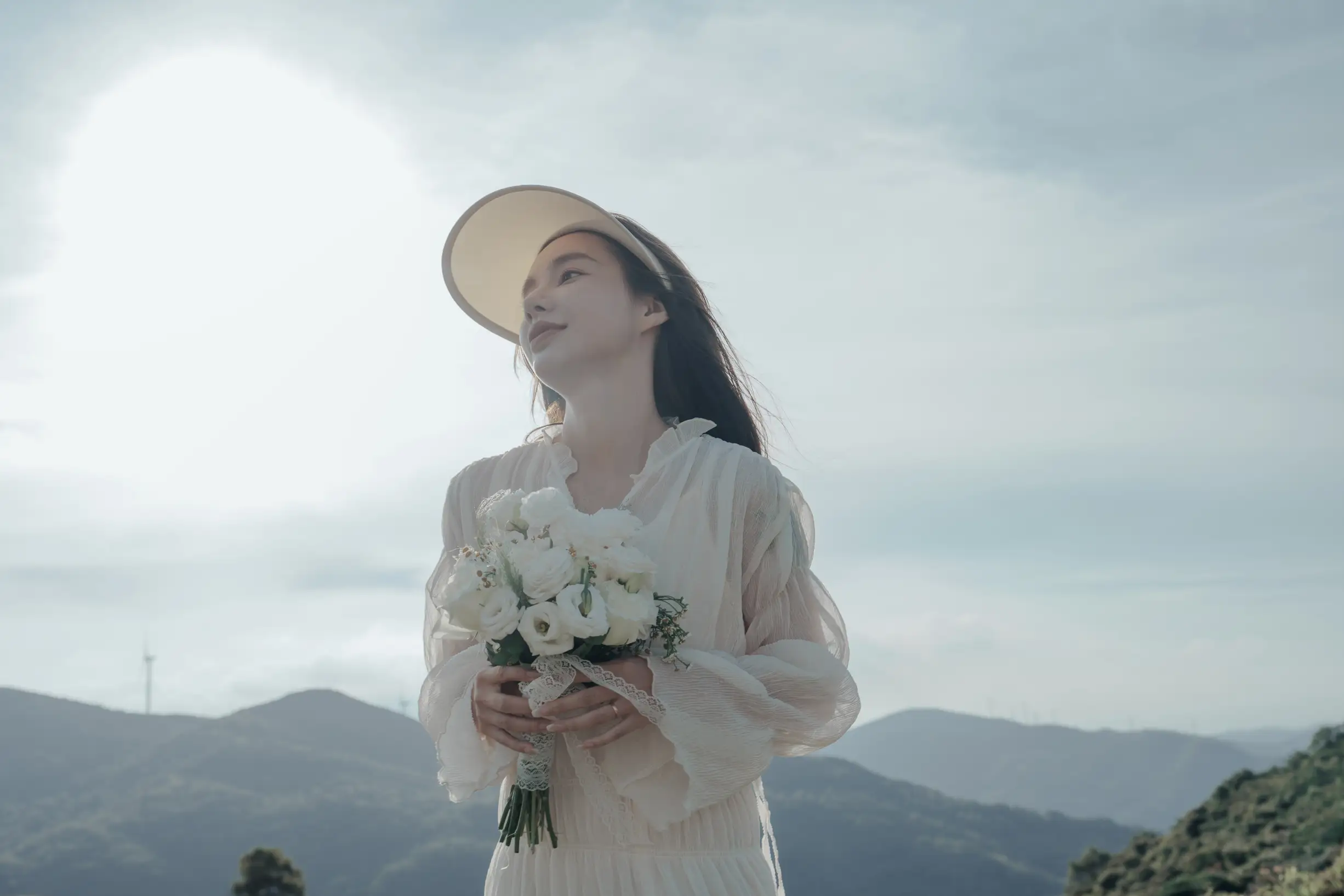 [艺图语] 2022.08.01 Vol.1601 – 山谷之间，烈日之下 姝雯同学#[60P]-3