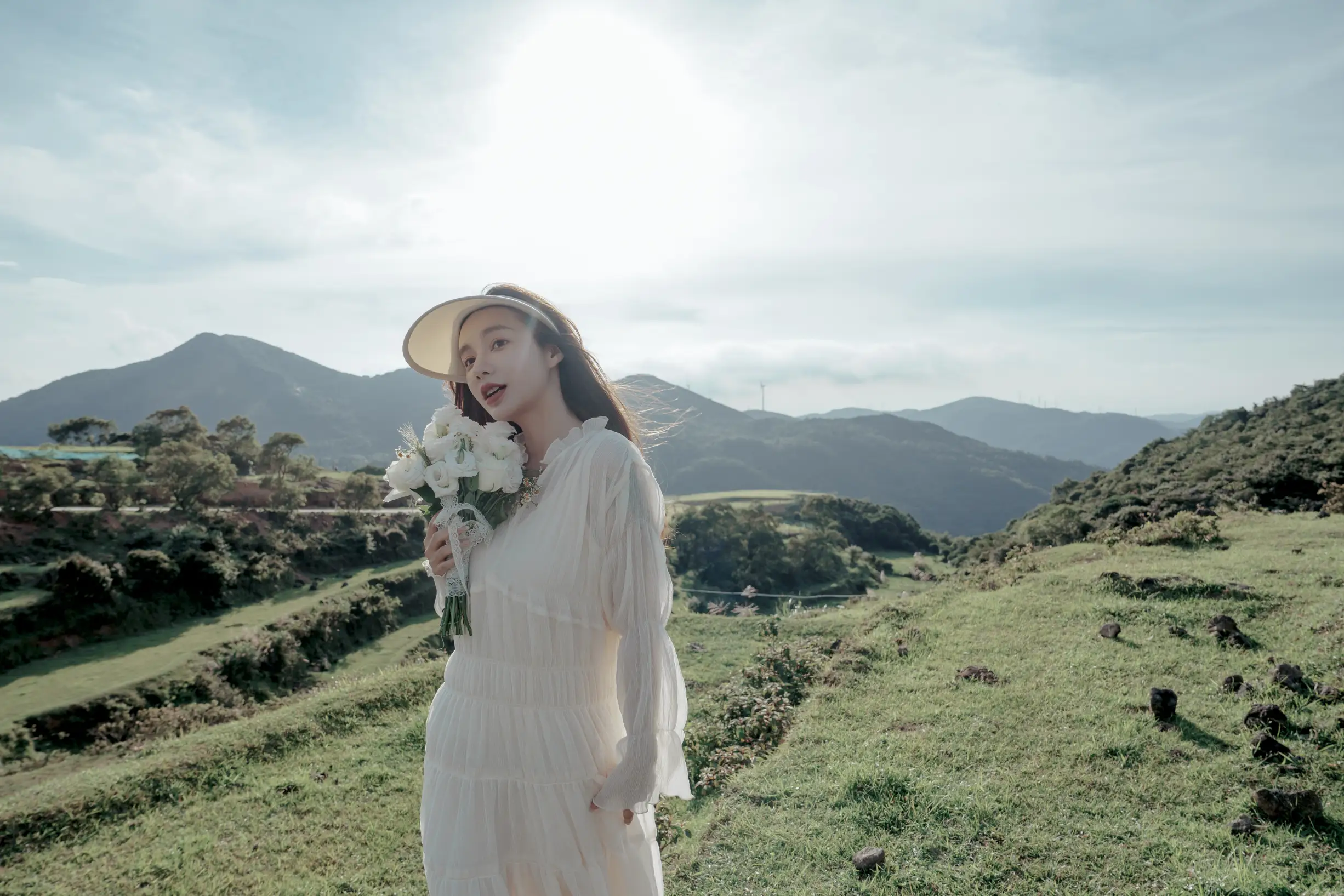 [艺图语] 2022.08.01 Vol.1601 – 山谷之间，烈日之下 姝雯同学#[60P]-4