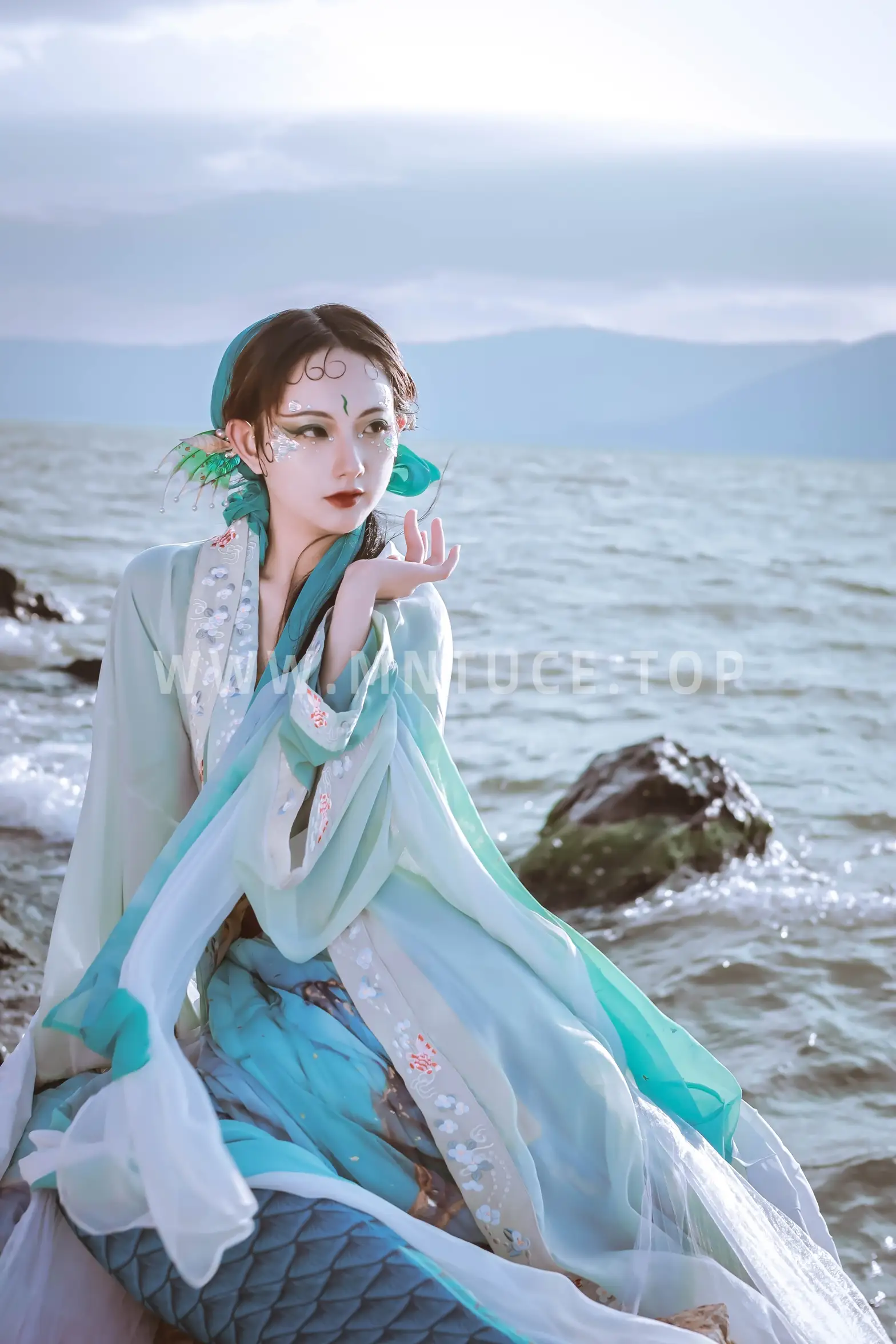 [艺图语] 2022.02.17 Vol.814 – 青鱼 苏苏#[20P]-10