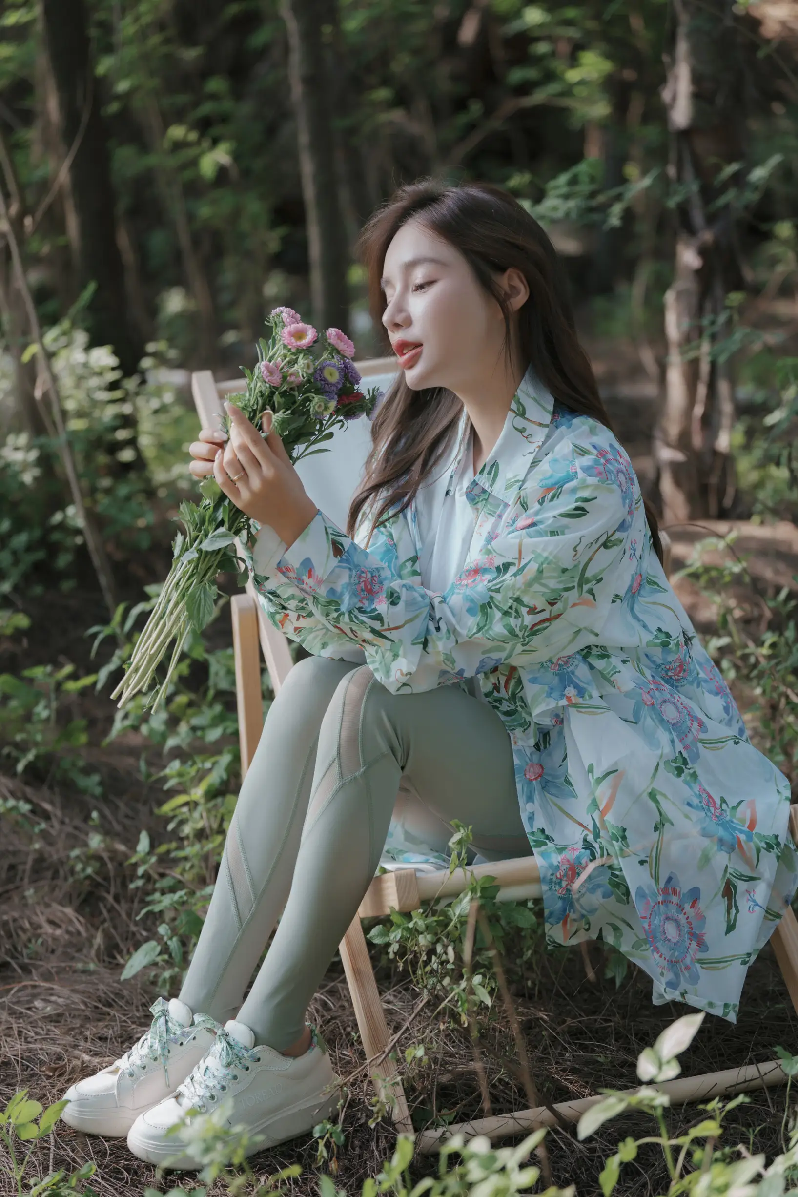 [艺图语] 2022.08.11 Vol.1678 – 氧气女孩的盛夏密林 姝雯同学#[53P]-6