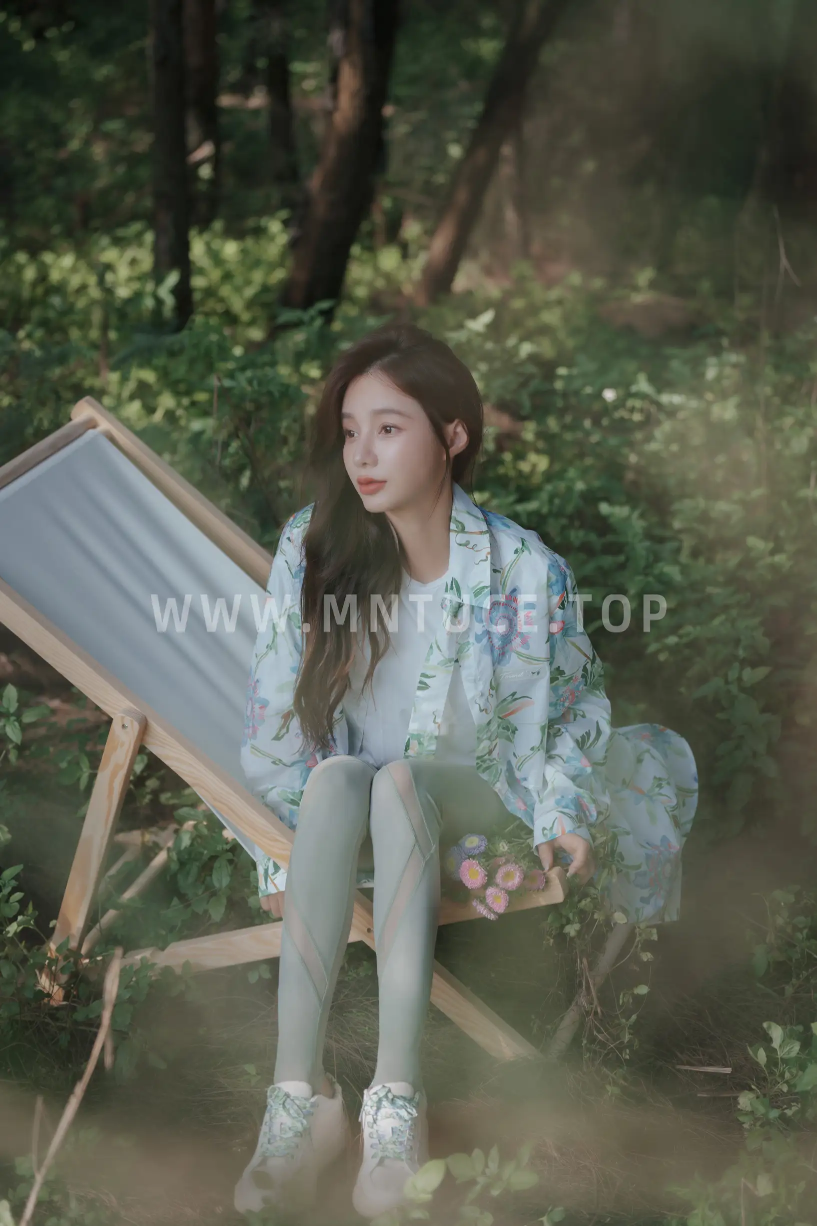 [艺图语] 2022.08.11 Vol.1678 – 氧气女孩的盛夏密林 姝雯同学#[53P]-6