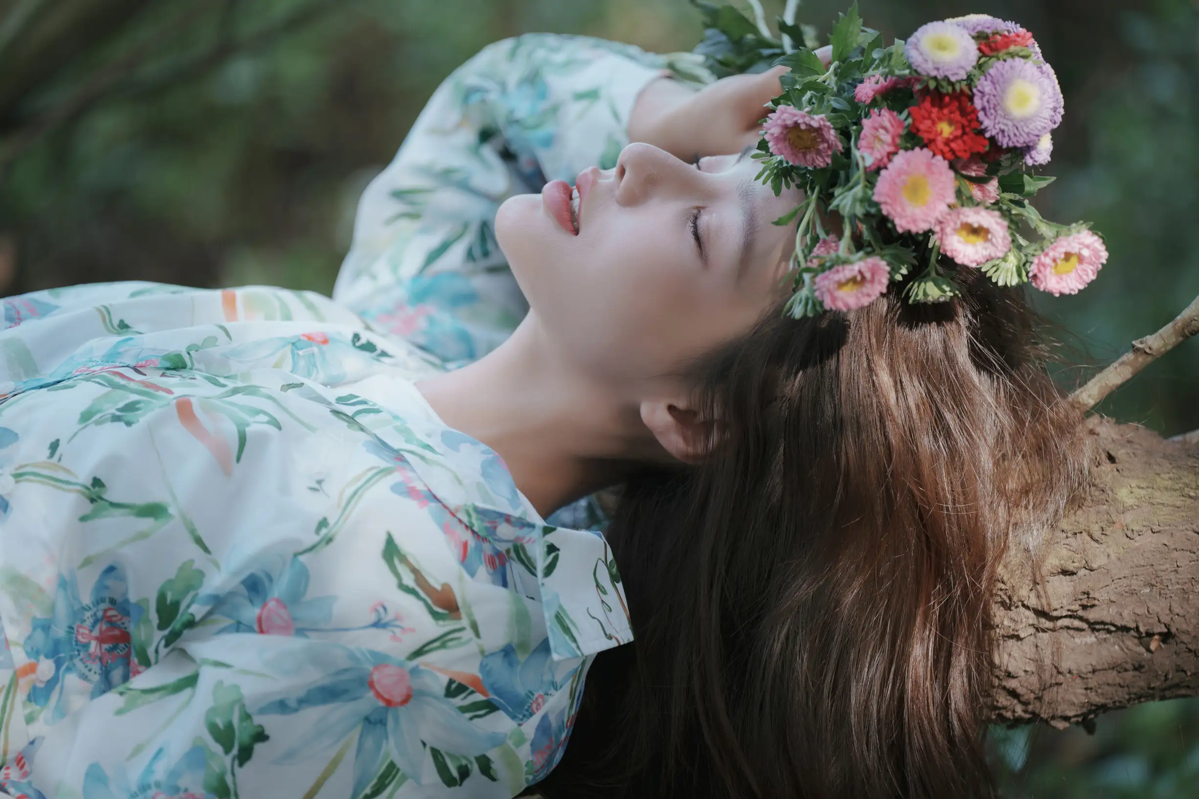 [艺图语] 2022.08.11 Vol.1678 – 氧气女孩的盛夏密林 姝雯同学#[53P]-10