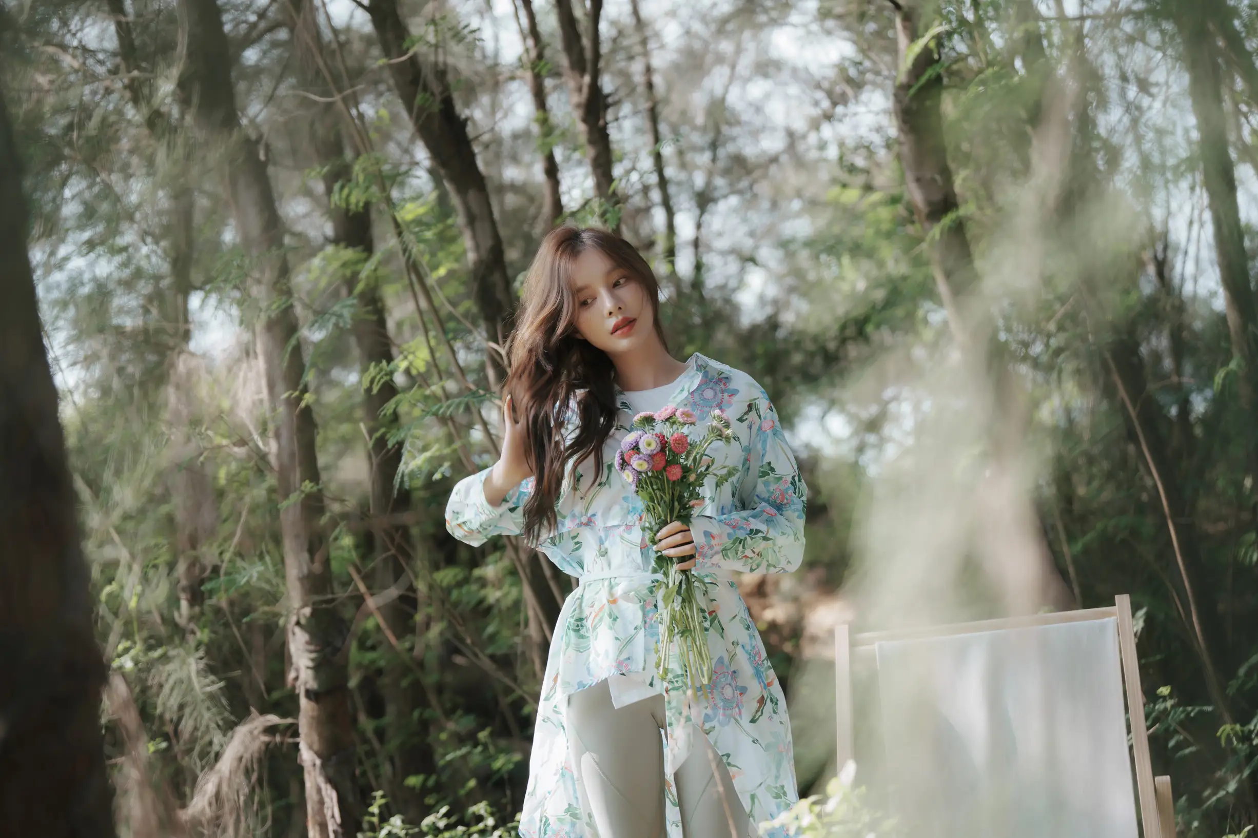 [艺图语] 2022.08.11 Vol.1678 – 氧气女孩的盛夏密林 姝雯同学#[53P]-1